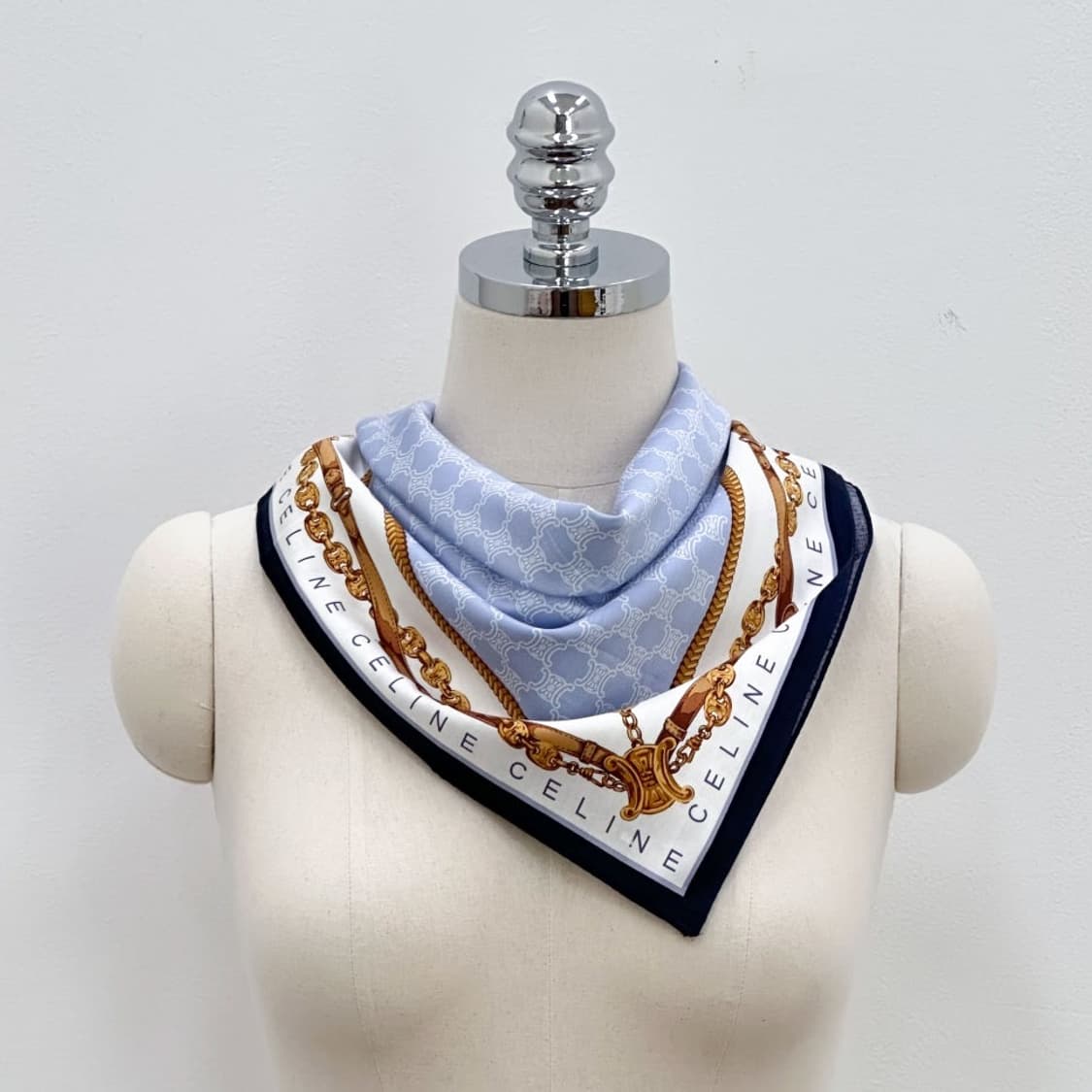 (새상품) celine / 셀린느 쁘띠스카프 손수건 상품이미지8