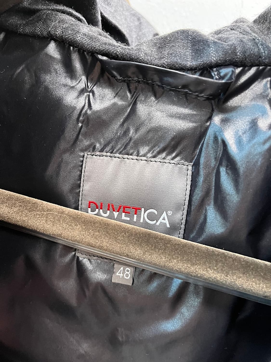 95) 듀베티카 경량 구스패딩 상품이미지5