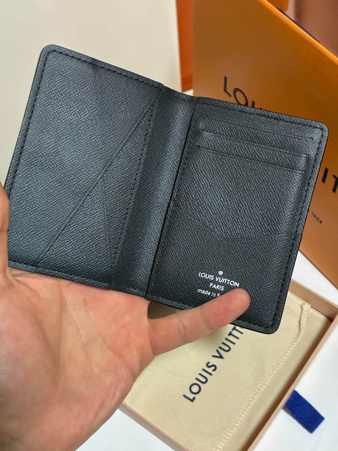 [정품/풀구성] 루이비통 모노그램 이클립스 카드지갑 상품이미지4