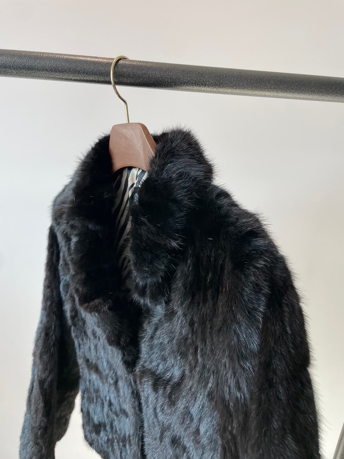 (M) LONE 론 정욱준 여성용 숏 밍크 코트 자켓 상품이미지2