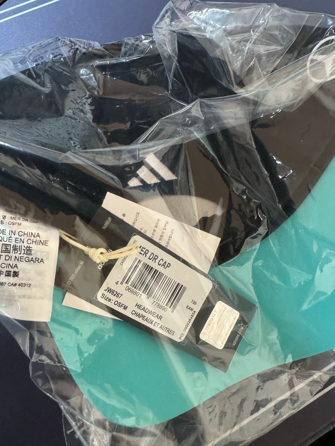 메르세데스 AMG 페트로나스 캡 상품이미지4