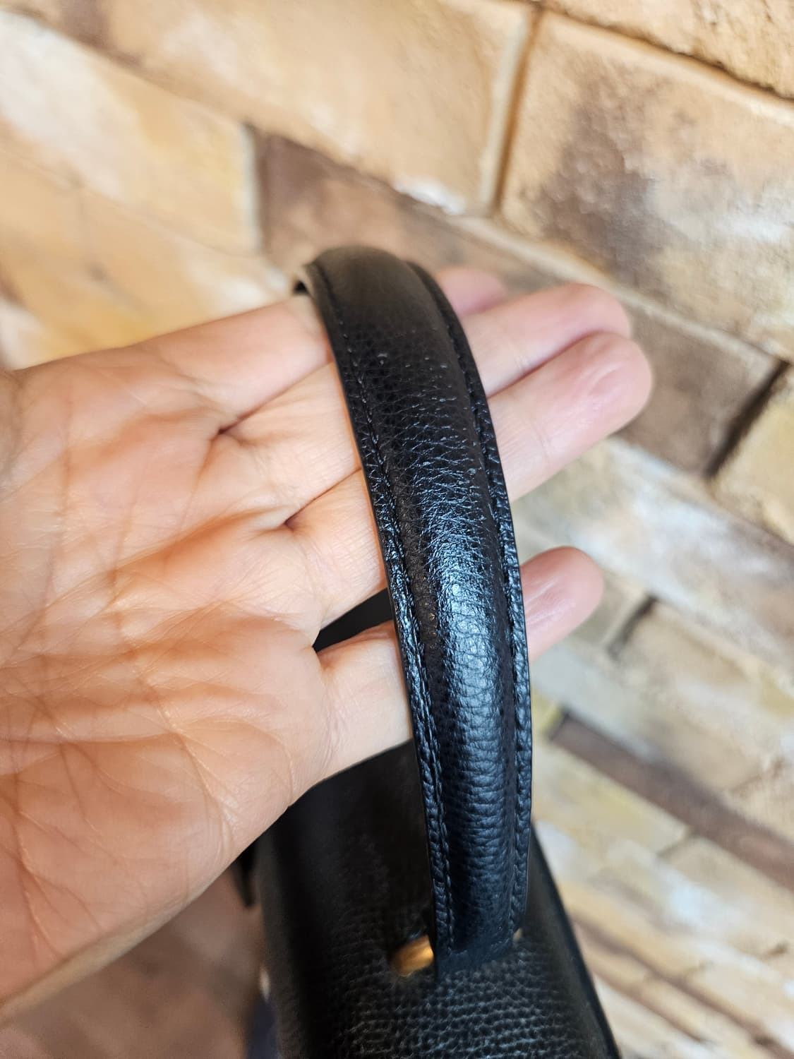 쿠론 블랙 토트백 겸 크로스백 상품이미지3