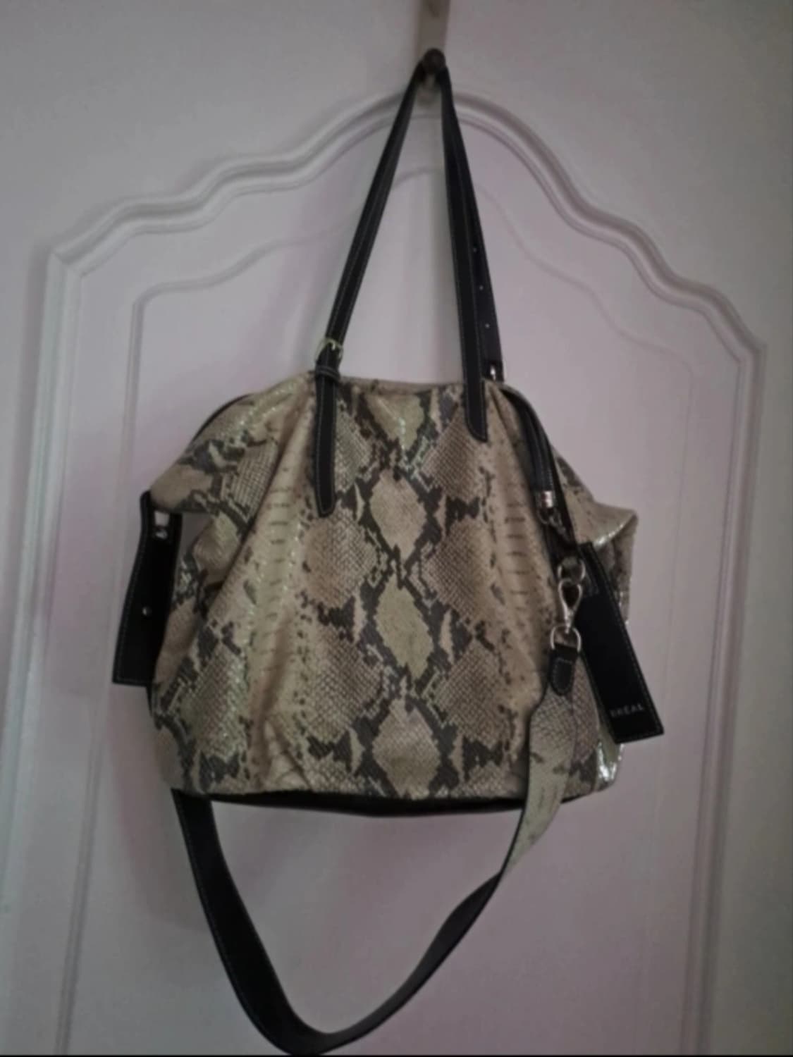 베라왕 뱀피 가방 상품이미지1