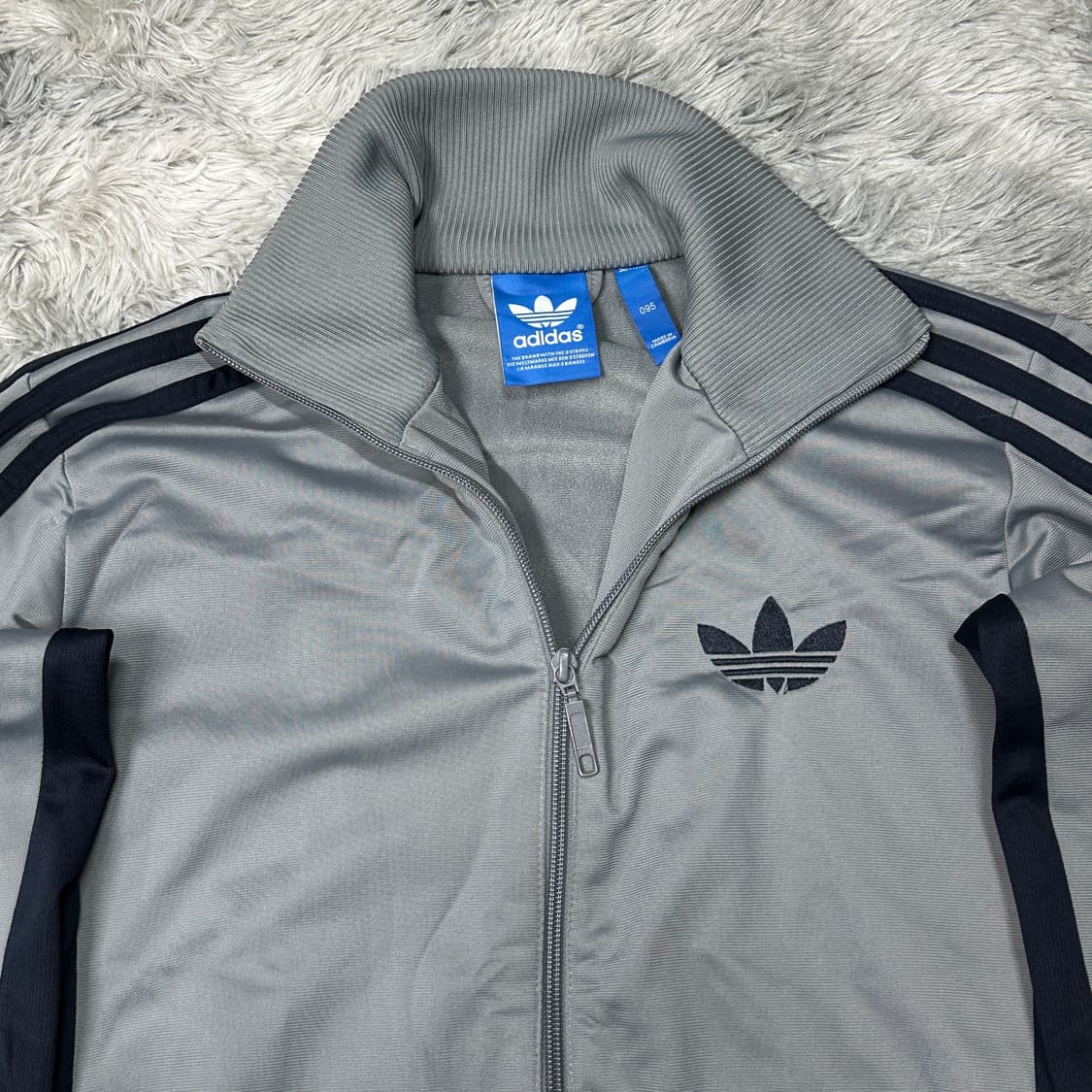 아디다스 그레이 트랙탑 m 상품이미지2