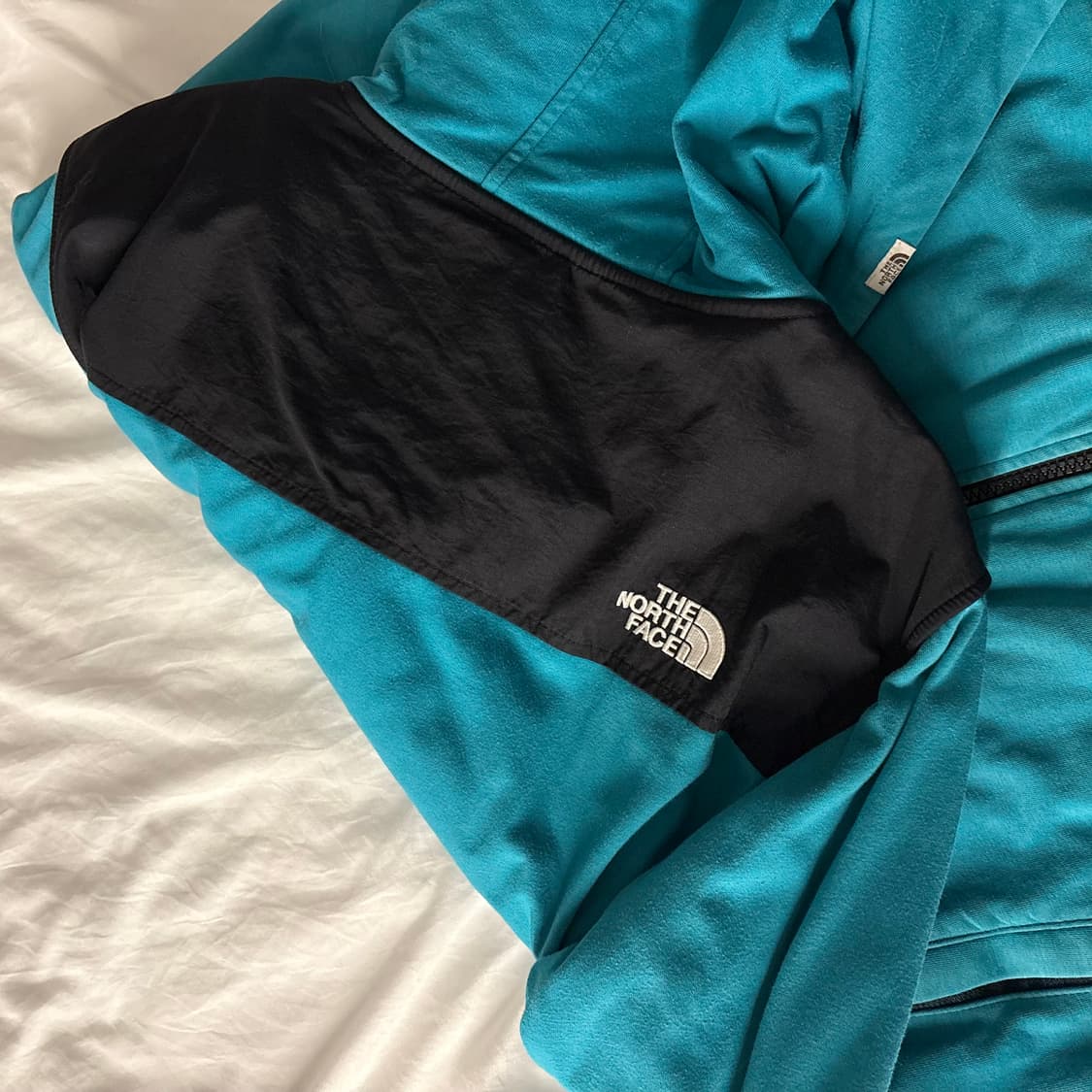 노스페이스 민트 블랙 배색 후드집업 상품이미지4