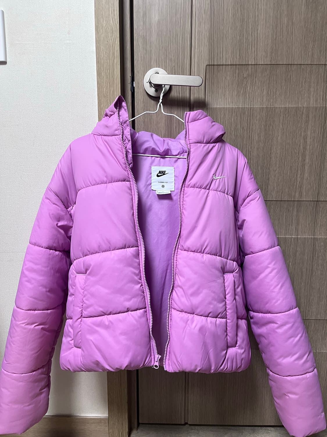 나이키 THERMA FIT 패딩 상품이미지1