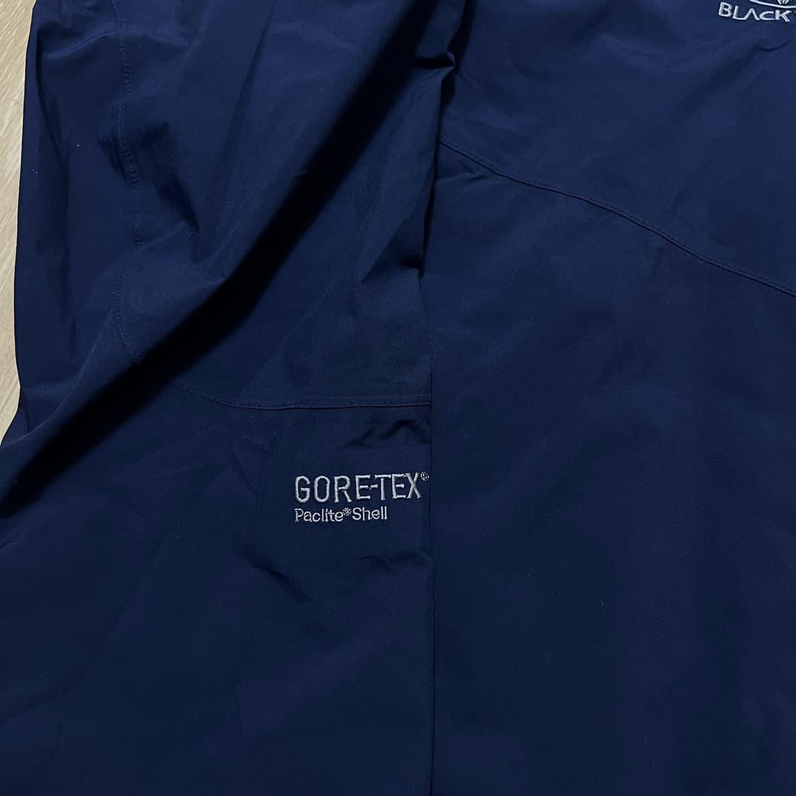 블랙야크 트래킹 고어텍스 바람막이 자켓 L/100  상품이미지4