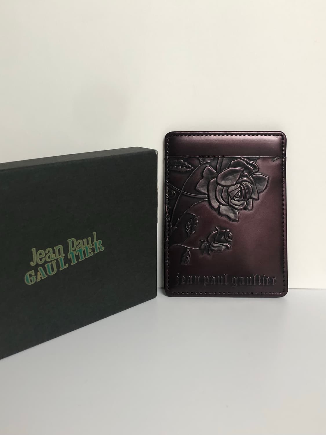 장폴고티에 장미 버건디 카드지갑 상품이미지2