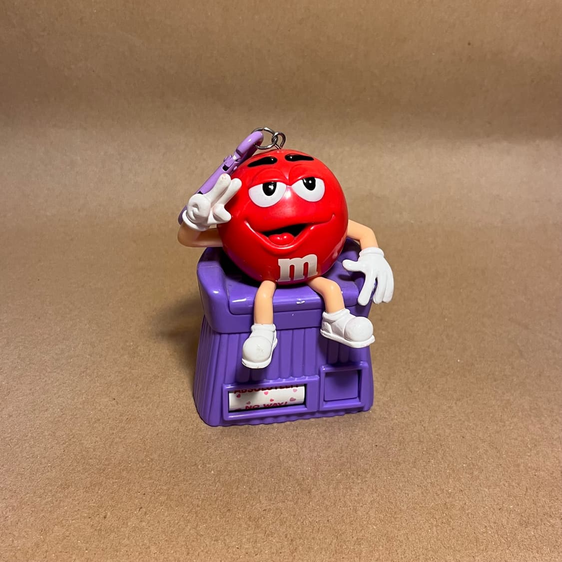  M&M’s 레드 캐릭터 캔디 디스펜서 키링 상품이미지3