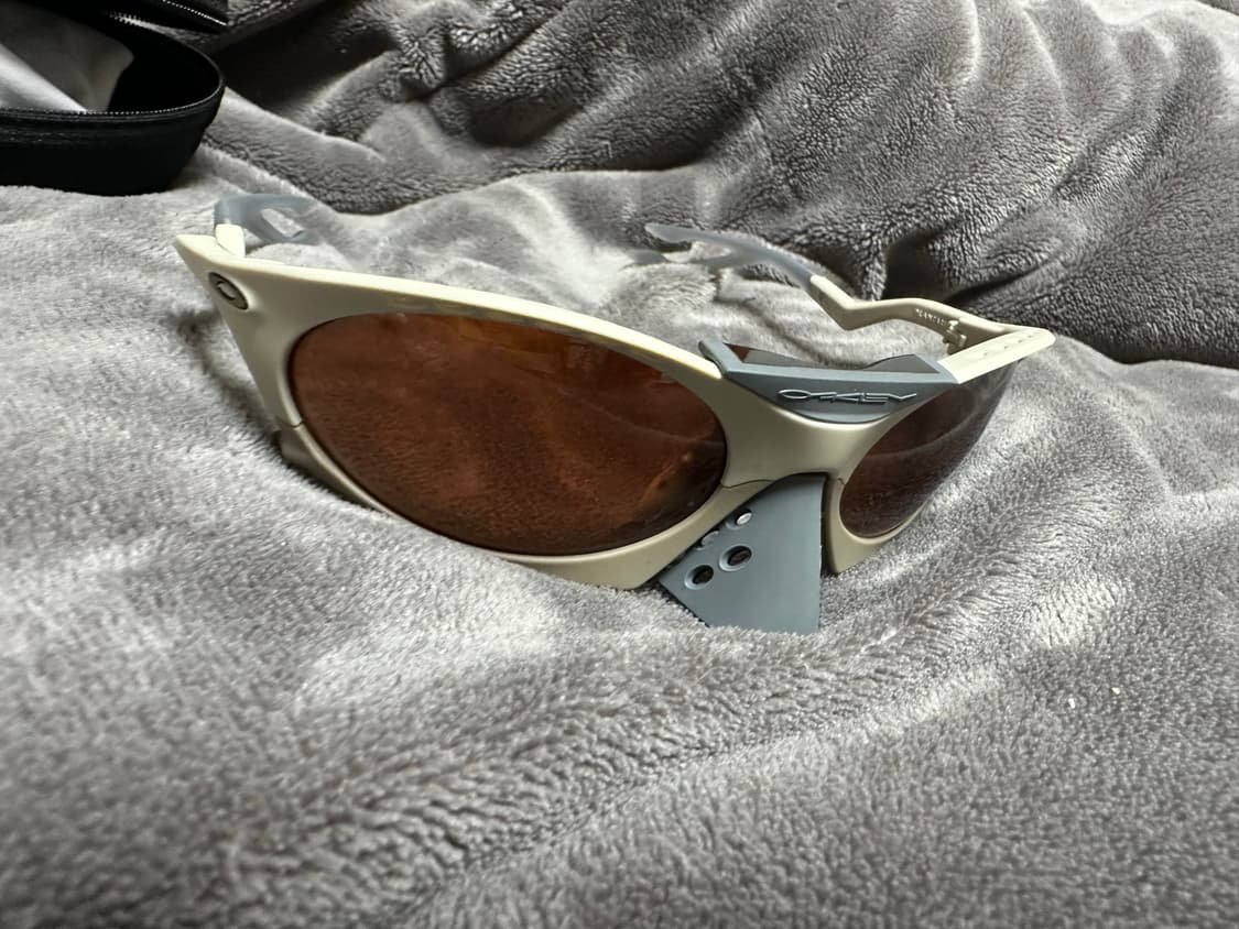 오클리 플란타리스 매트 샌드 프레임 프리즘 브라운 판매 상품이미지3