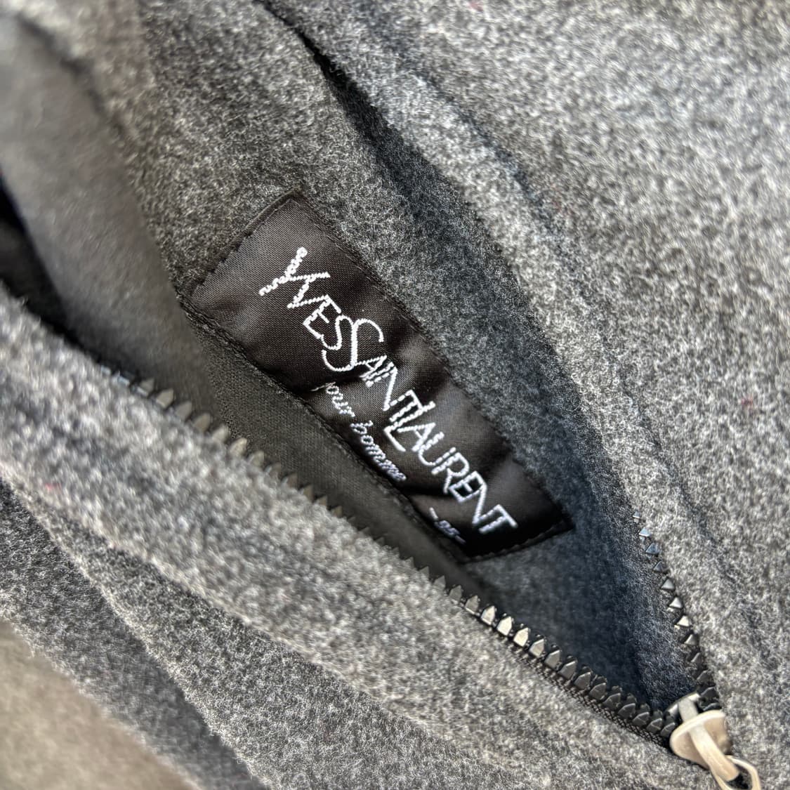 Yves Saint Laurent 입생로랑 리버시블 양면 패딩 조끼 상품이미지7