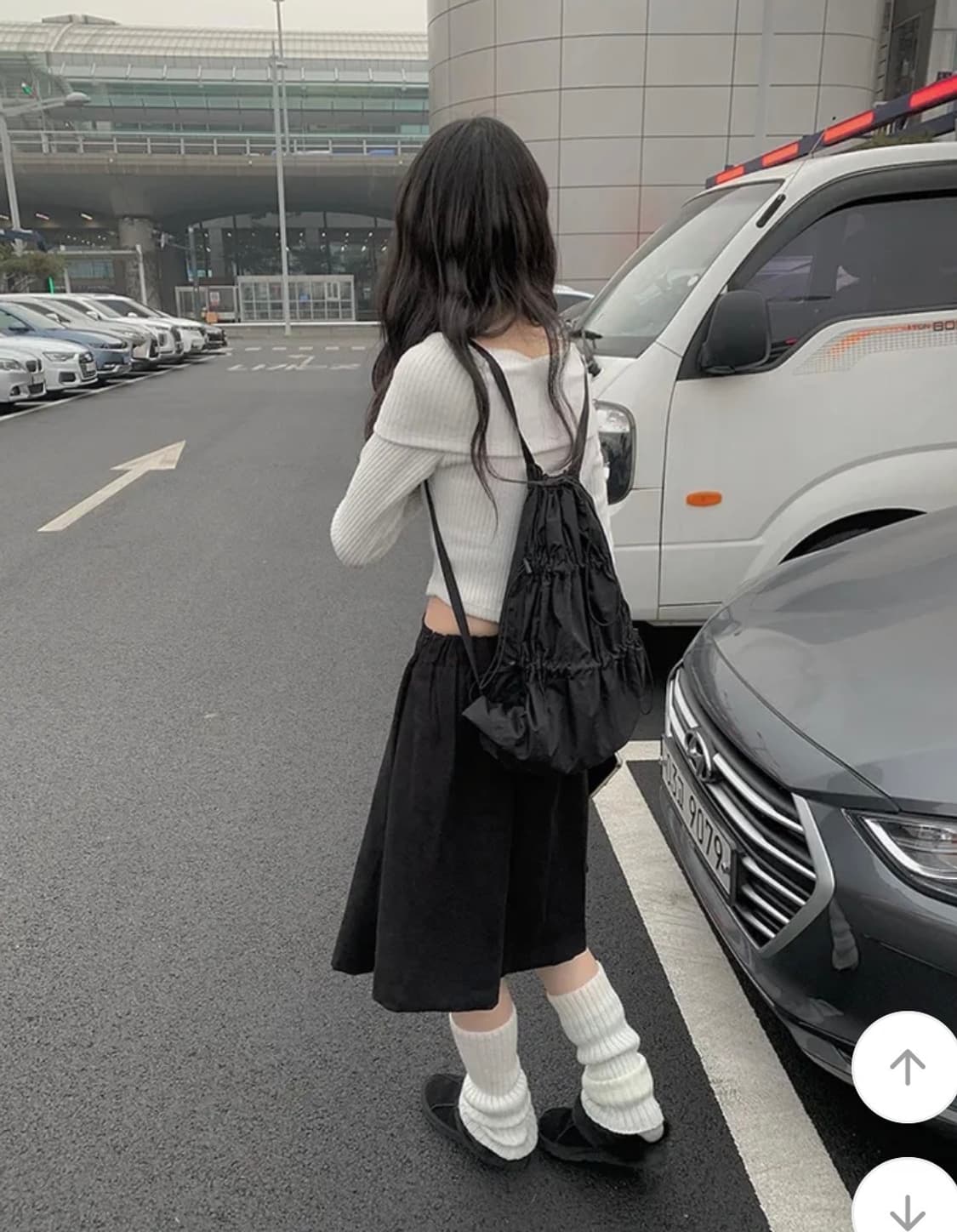 애니원모어 와샤 플리츠 미디 스커트 상품이미지6