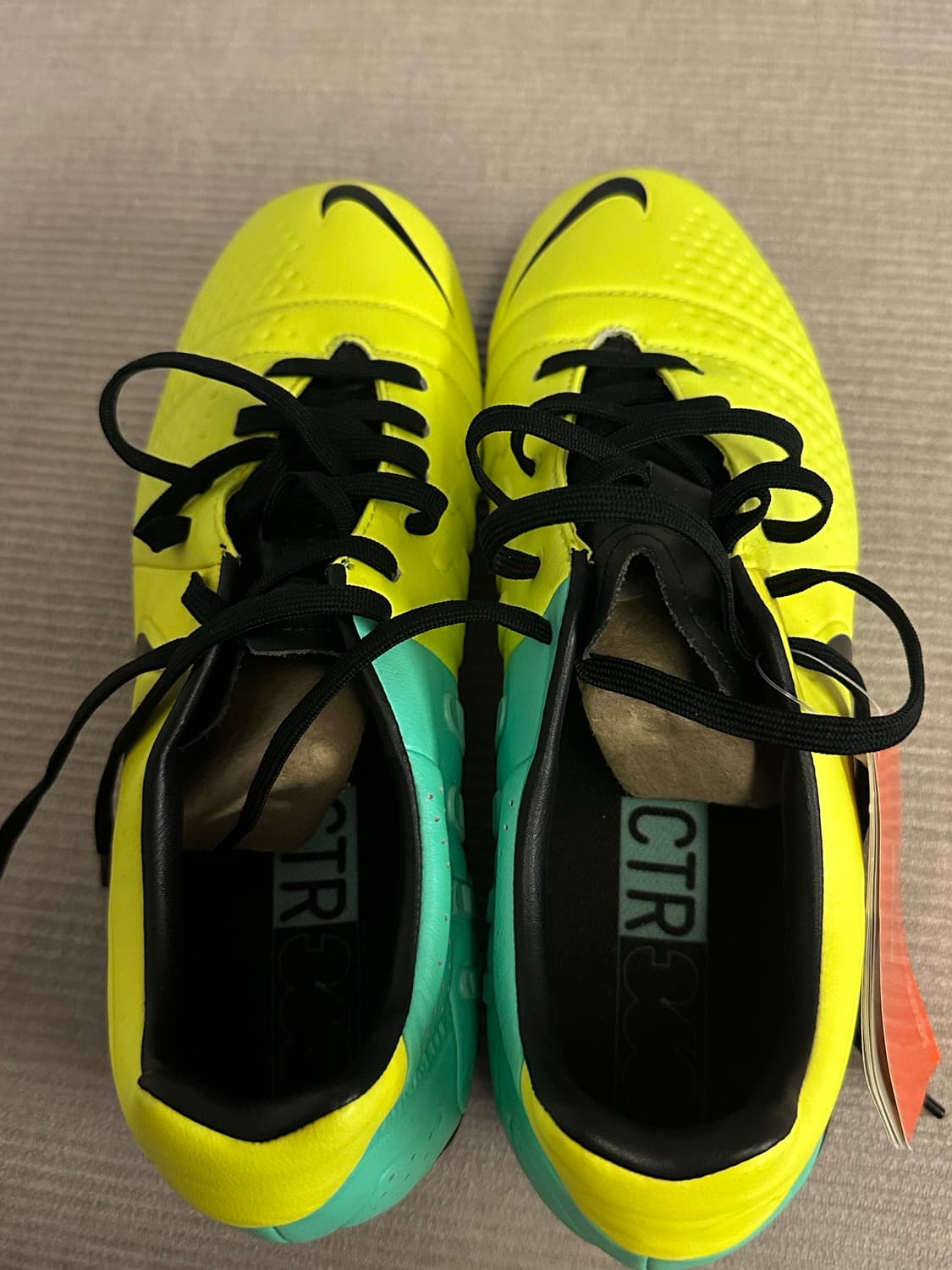 새재품) 나이키 ctr360 축구화 255 형광/민트 상품이미지2