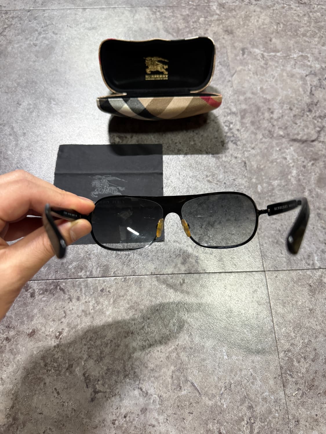 버버리 선글라스 풀박스 상품이미지5