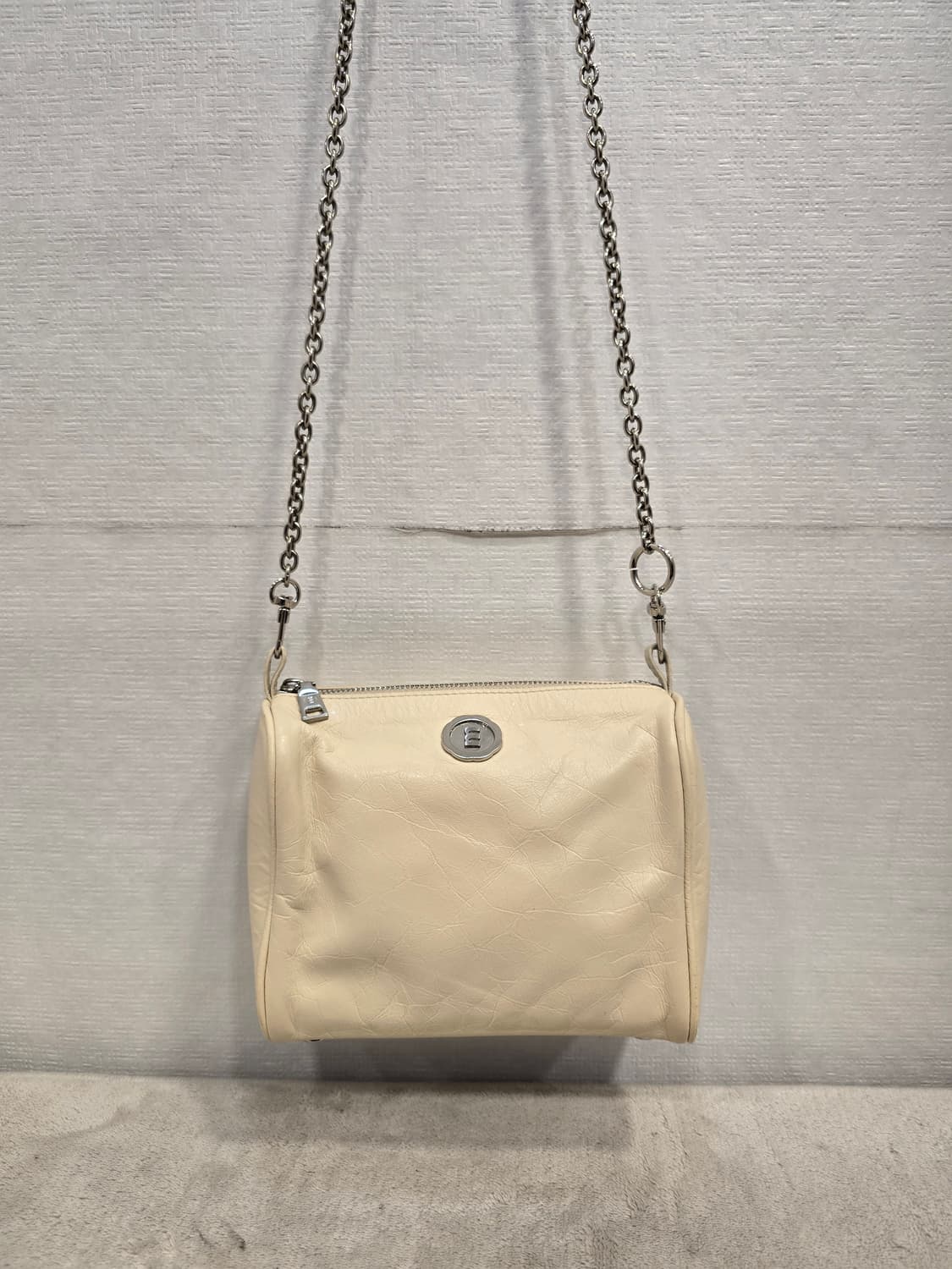 미닛뮤트 브렛 미니 아이보리 체인백 상품이미지1