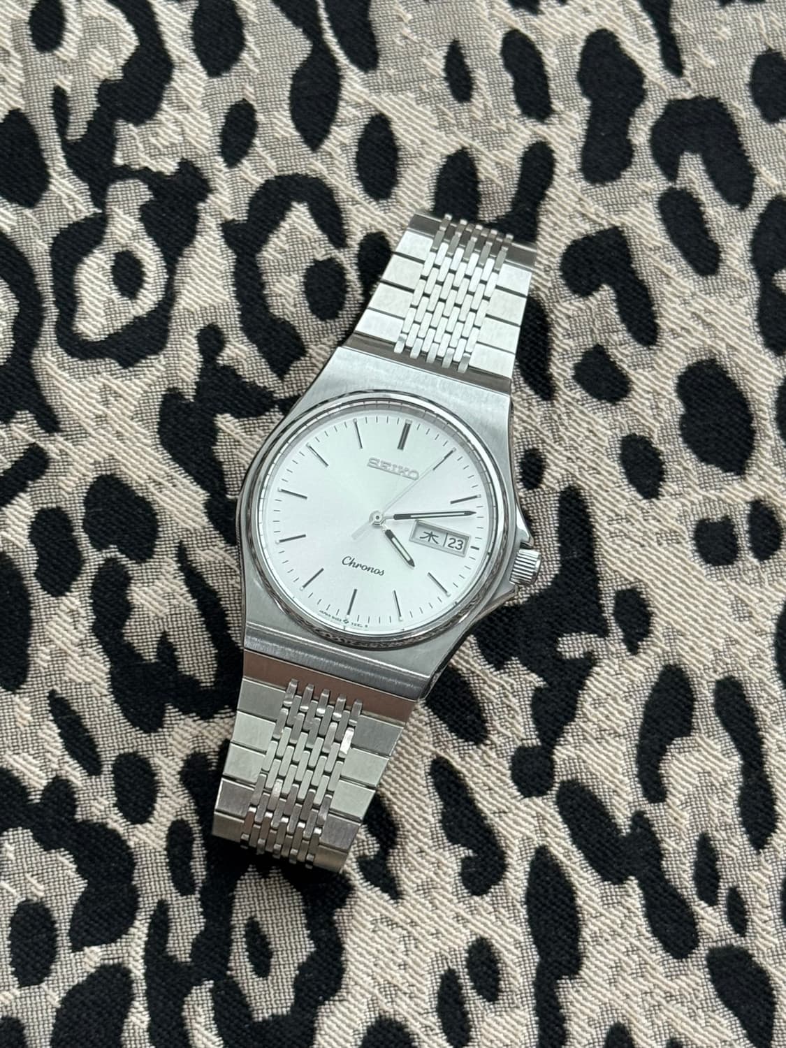 80s 빈티지 세이코 크로노스 쿼츠 상품이미지1
