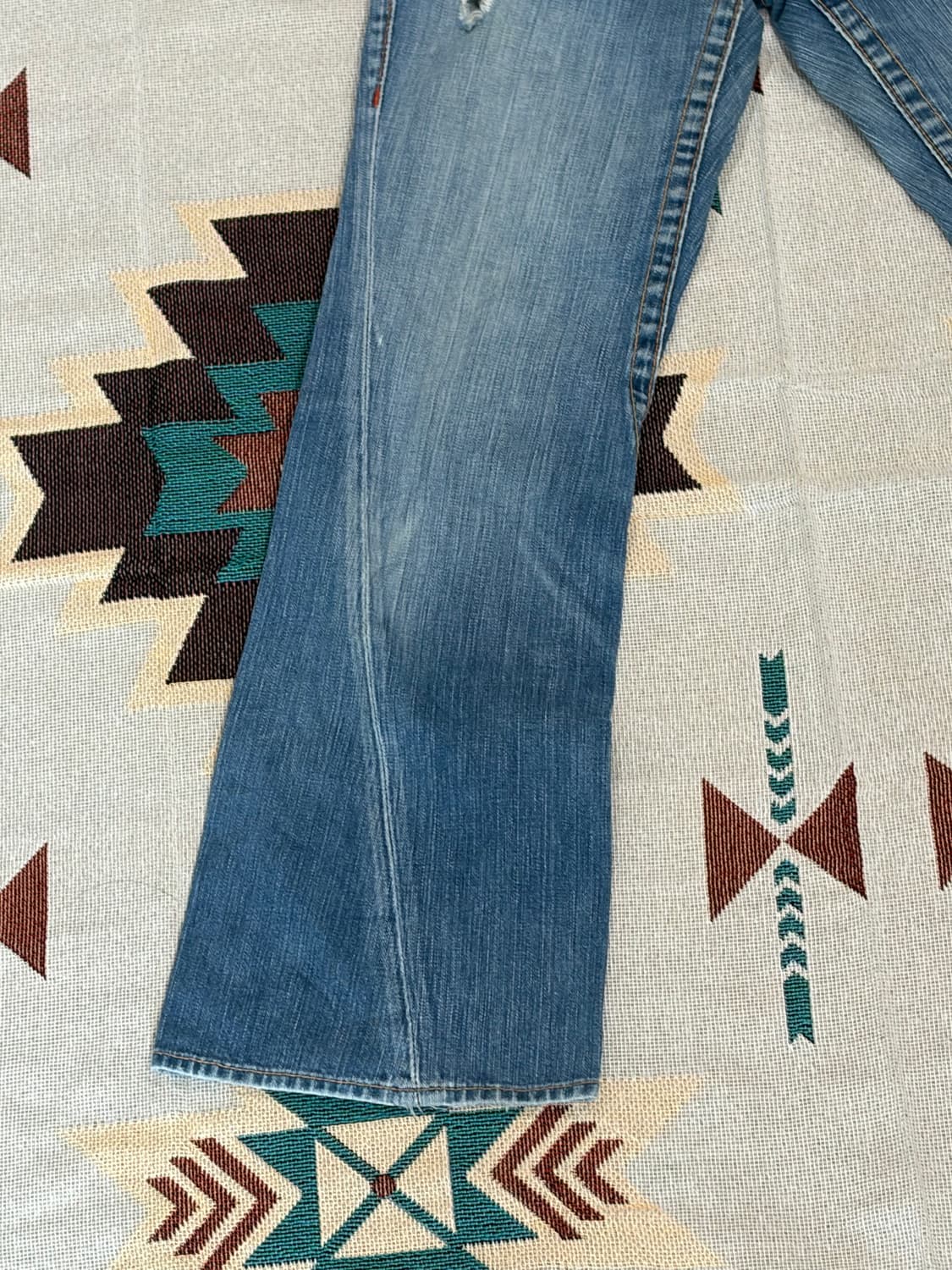 트루릴리전 #803 플레어 부츠컷 연청 데님 팬츠 상품이미지3