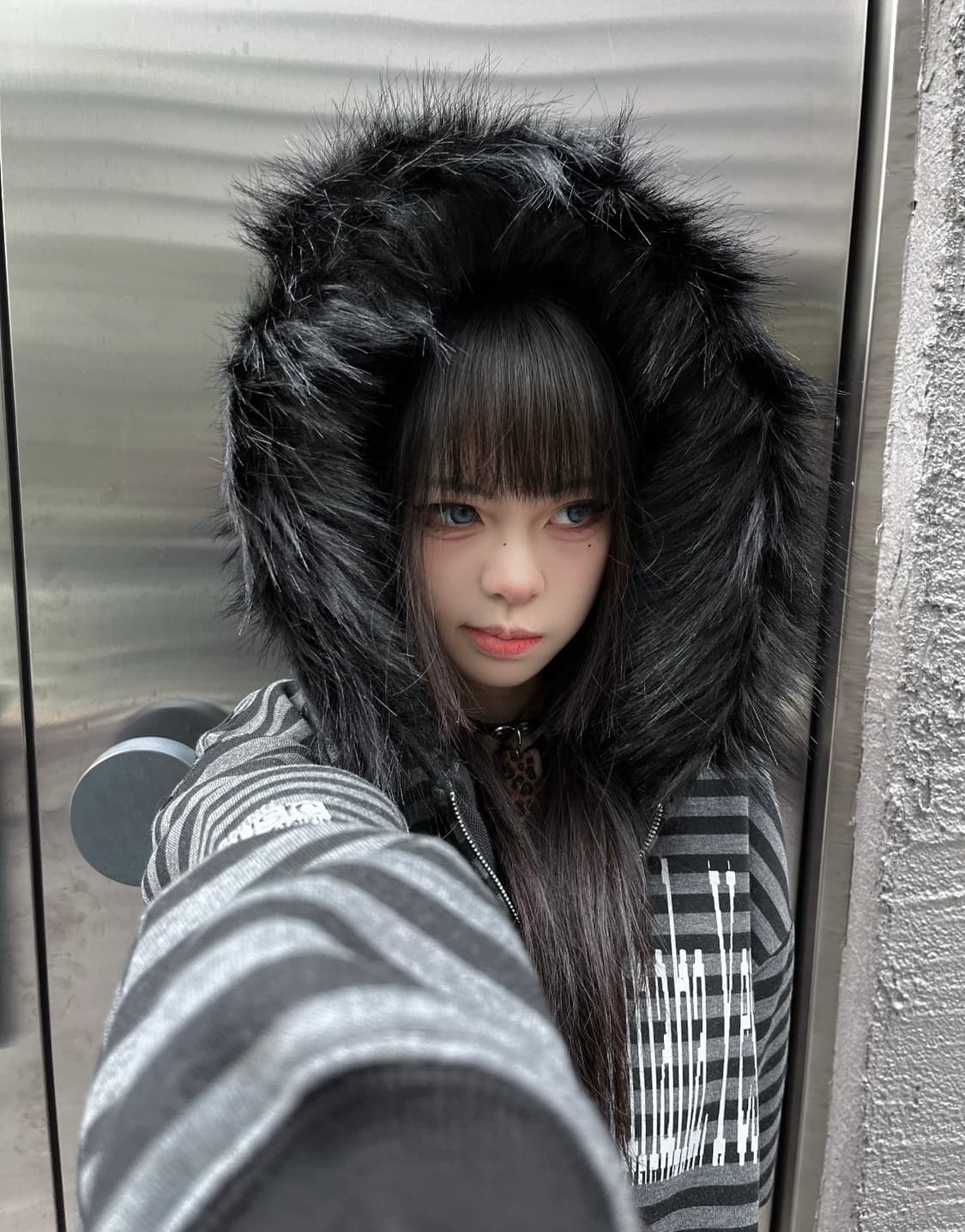 Fluffy Collar Stripe Zip Hoodie 상품이미지3