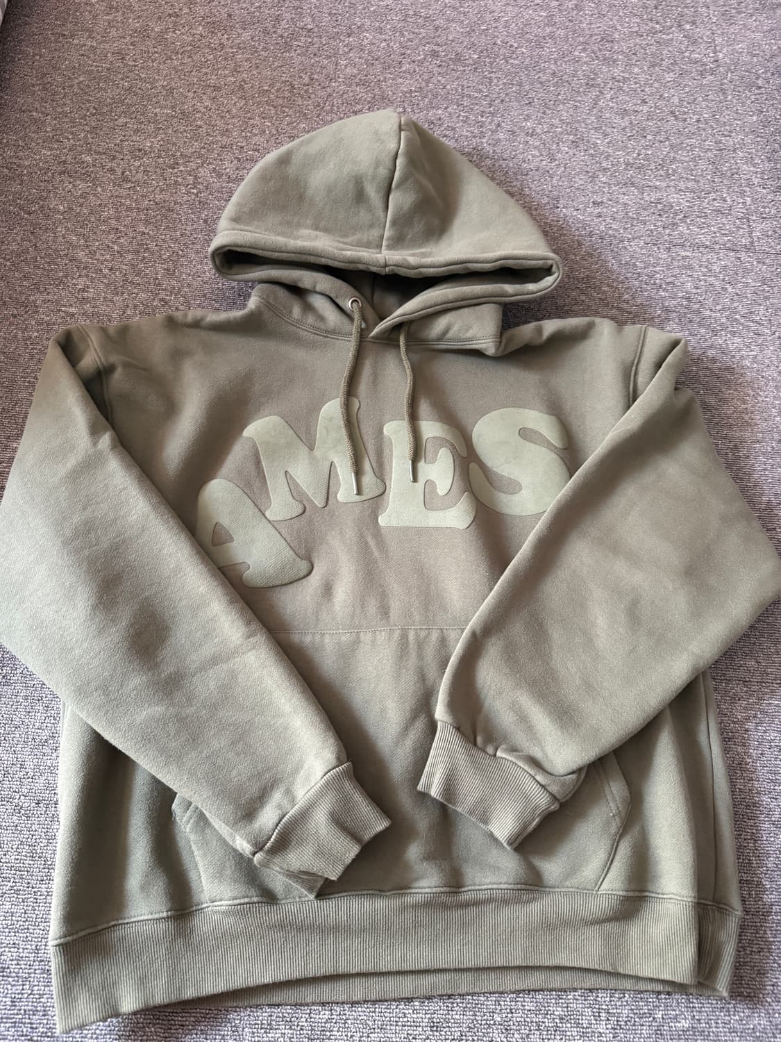 아메스 월드와이드 빅 타이포 후디 카키 상품이미지1