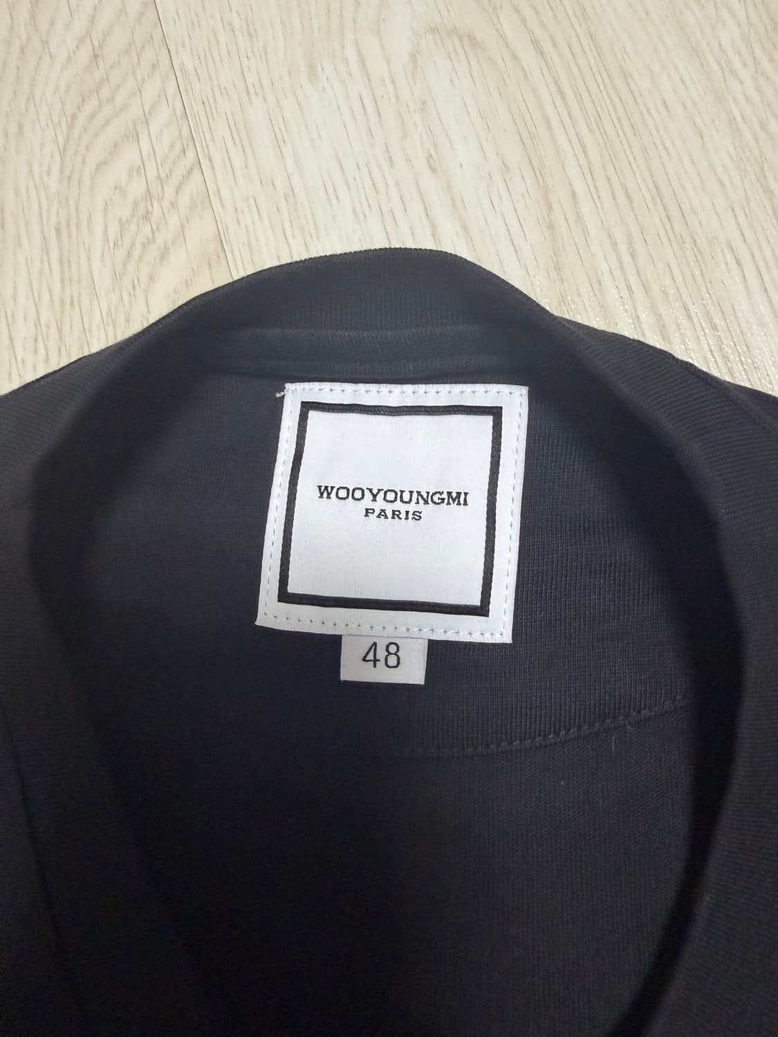 우영미 샹들리에 백로고 티셔츠 블랙 48 상품이미지3