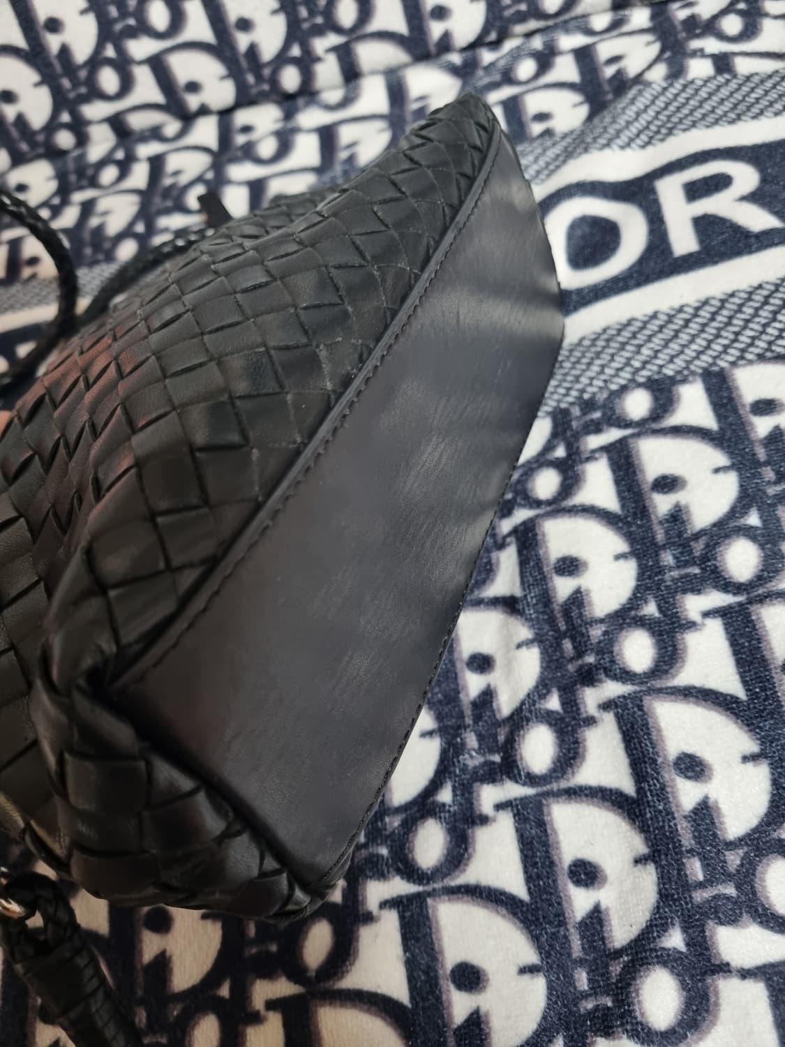 정품) 드레곤 디퓨전 바디 크로스백  상품이미지5