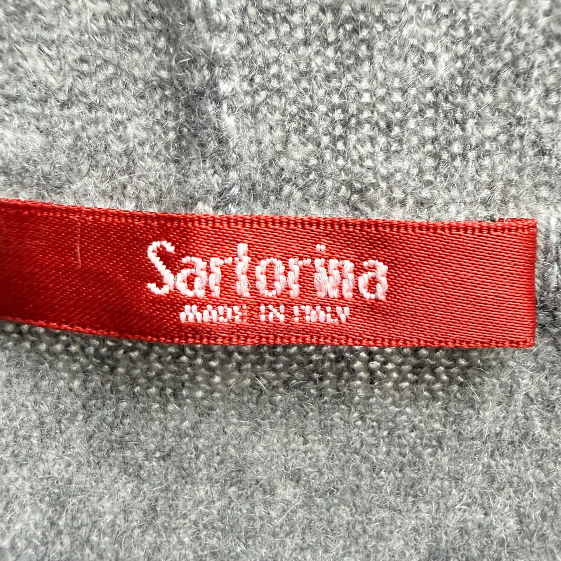 [캐시미어 100%] 드레이프 언발 그레이 니트 탑 상품이미지8