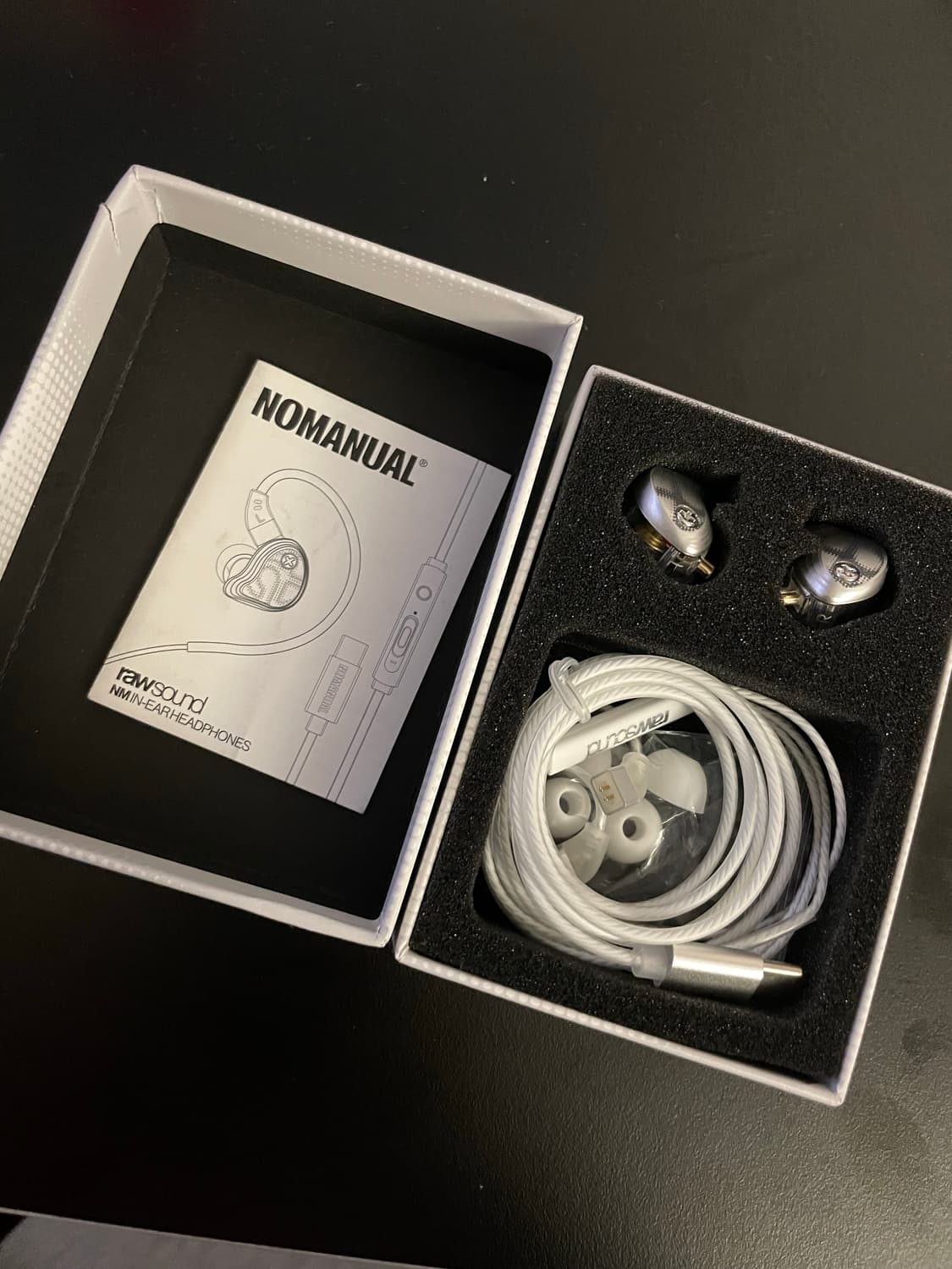 노매뉴얼 이어폰 상품이미지3