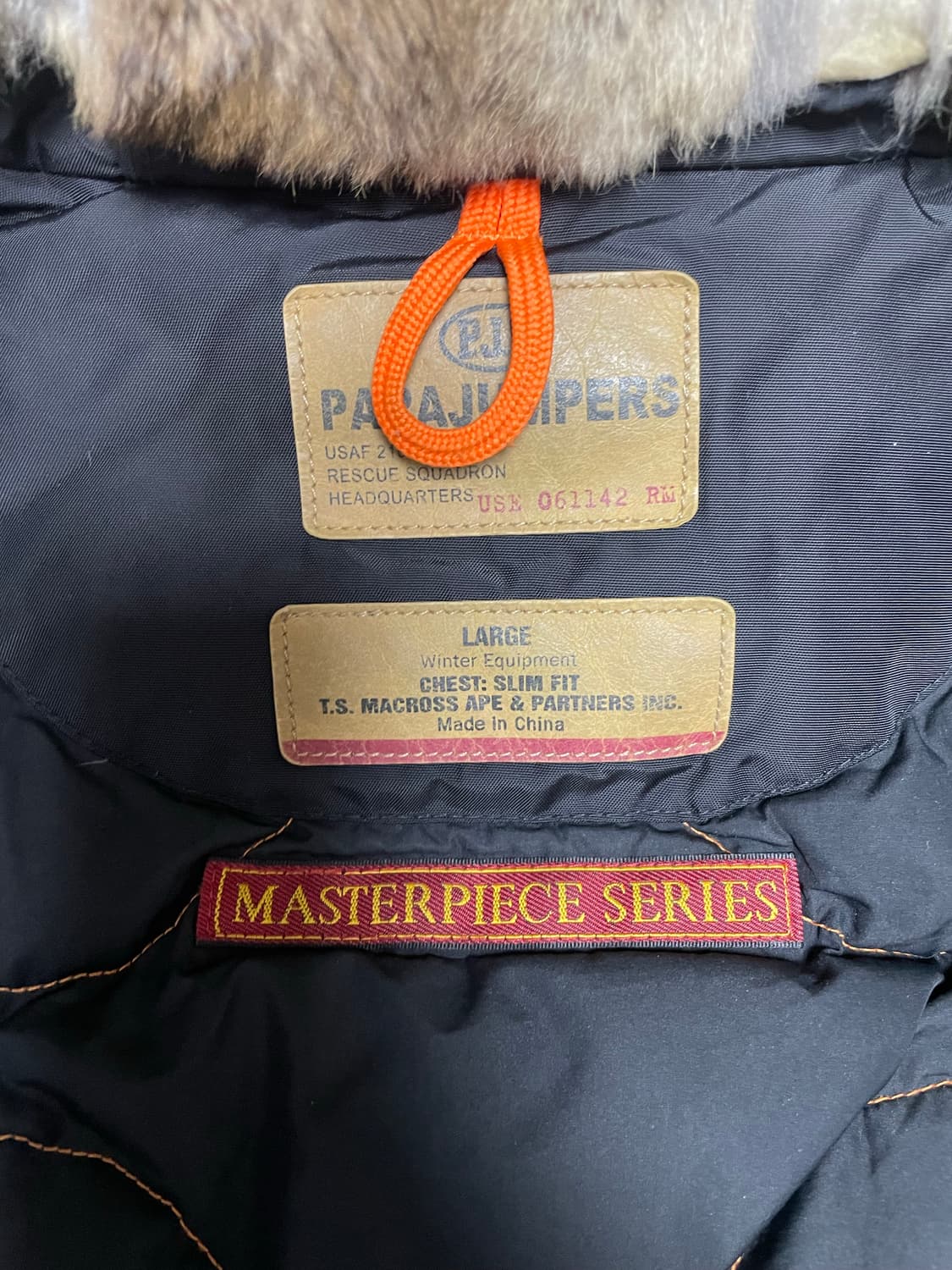 정품 파라점퍼스 고비 블랙 패딩 여성L (남성95 마른100가능) 상품이미지5