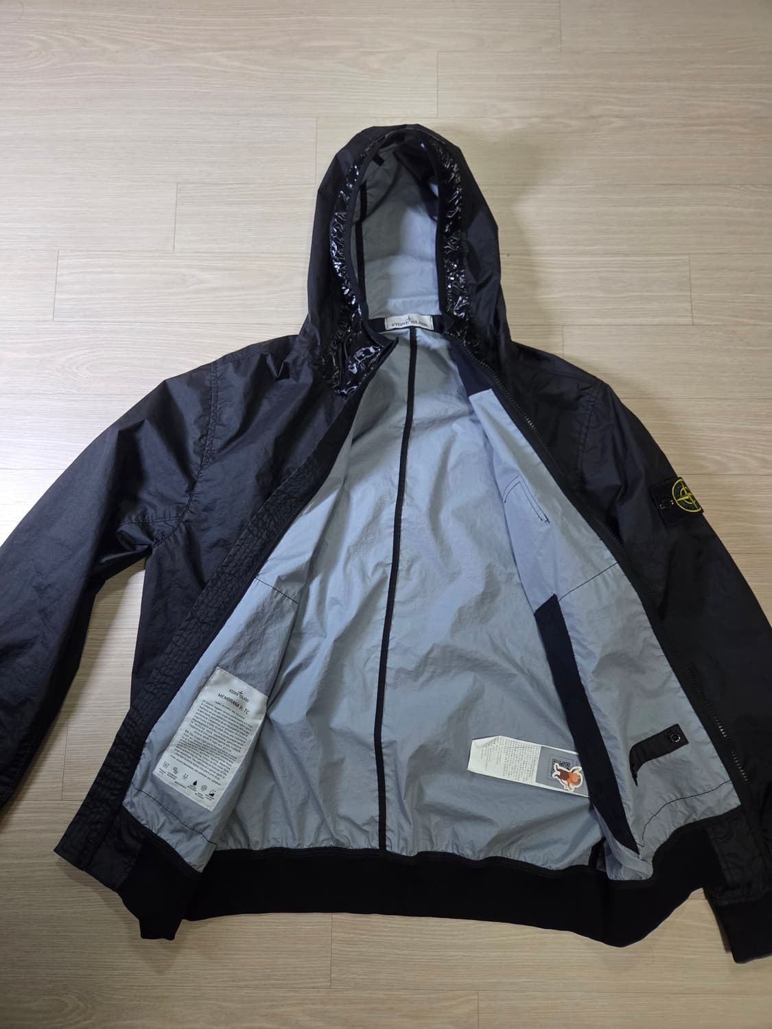 (L) 스톤아일랜드 멤브라나 3L TC 후드 바람막이 블랙 상품이미지2