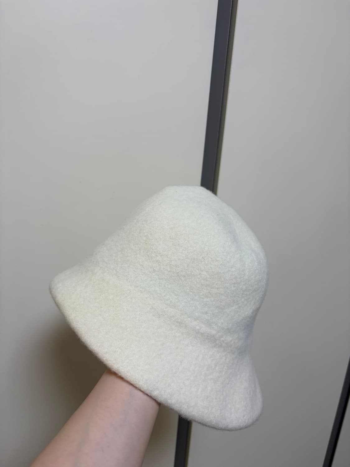 비비안웨스트우드 버킷햇 아이보리 상품이미지4