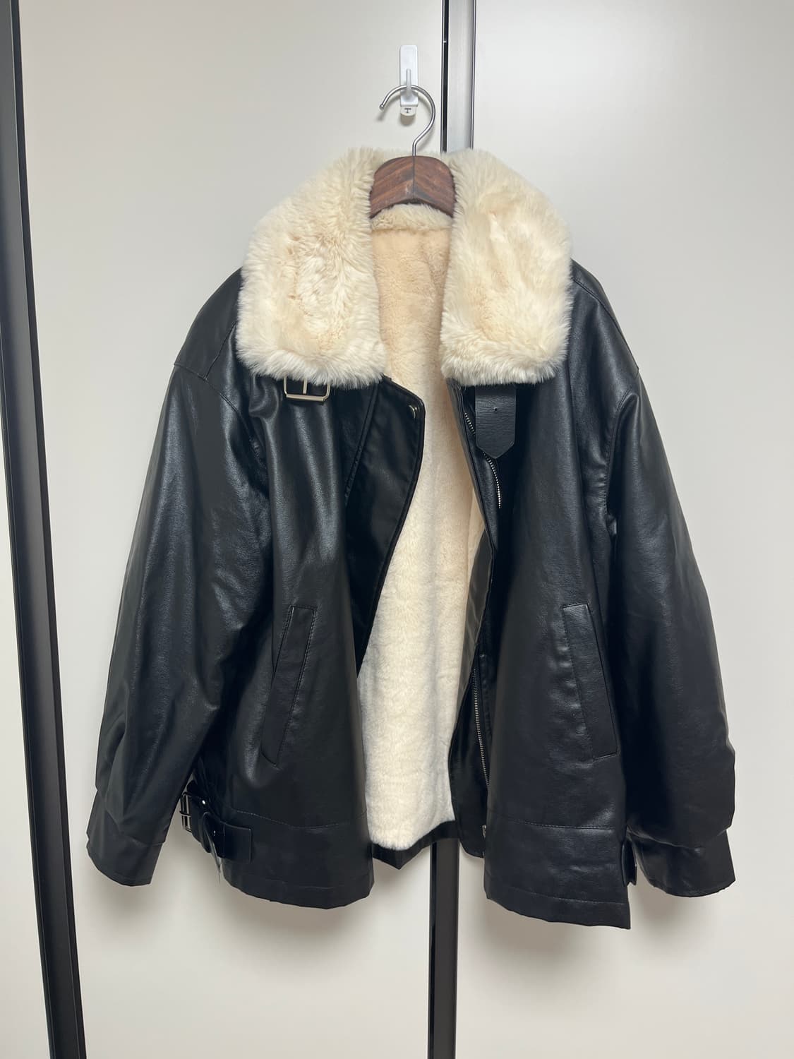 퍼 카라 레더 무스탕 자켓 상품이미지2