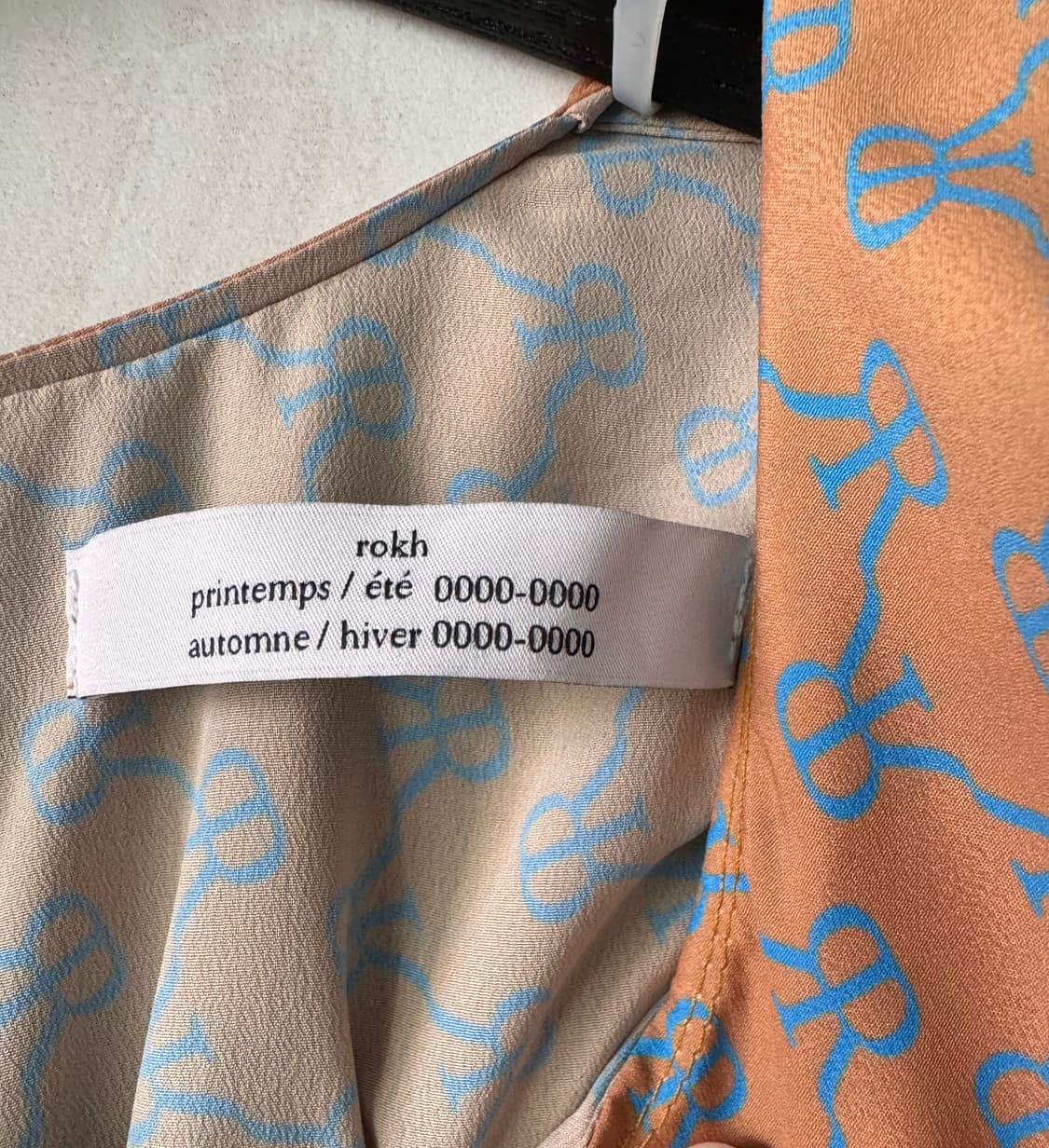 새상품 ROKH 프릴 블라우스 FR34(44사이즈) 상품이미지6