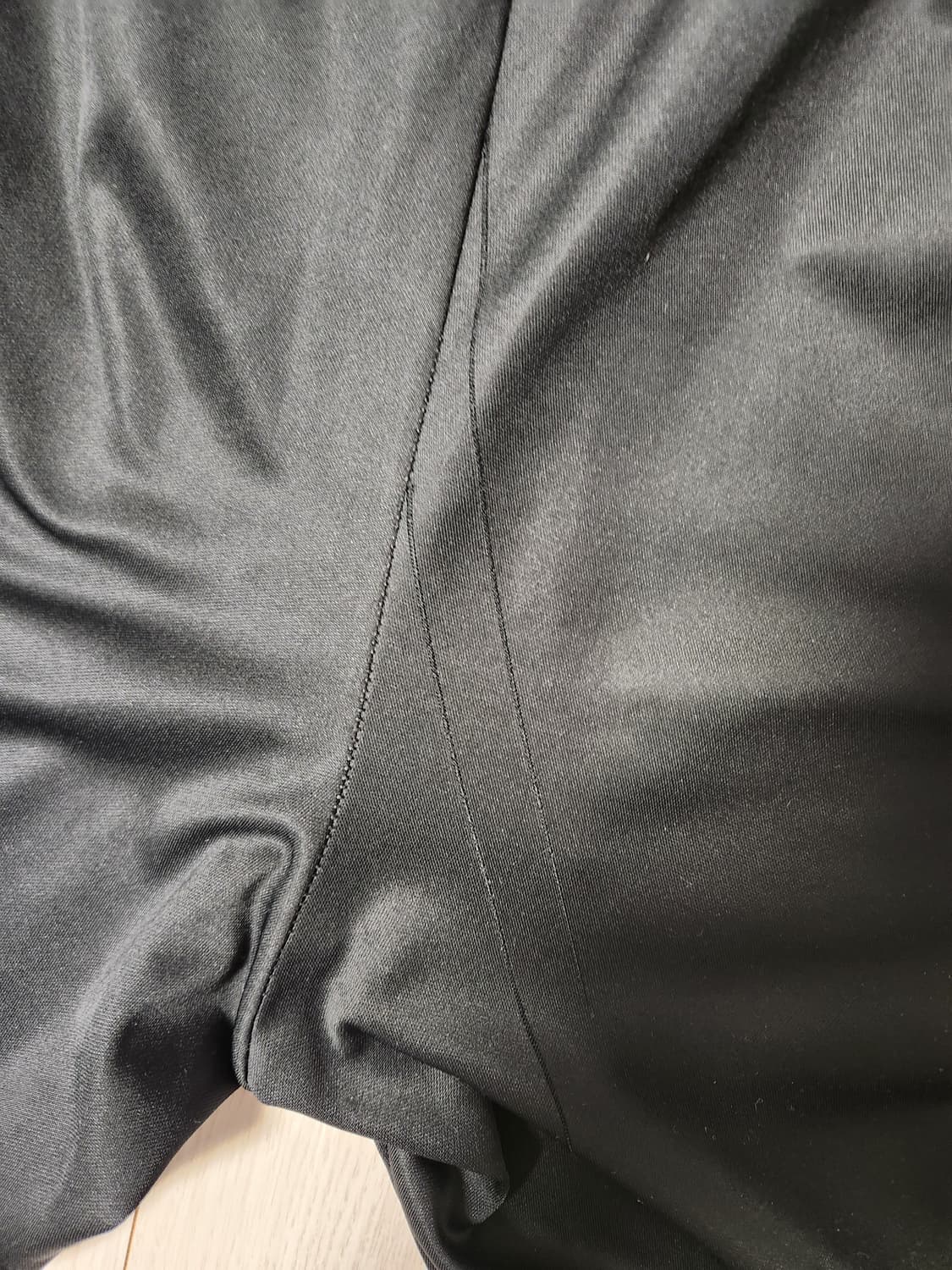 나이키 드라이핏 트레이닝복 상하의 세트 사이즈L

전체적으로 사용감있고  상품이미지10