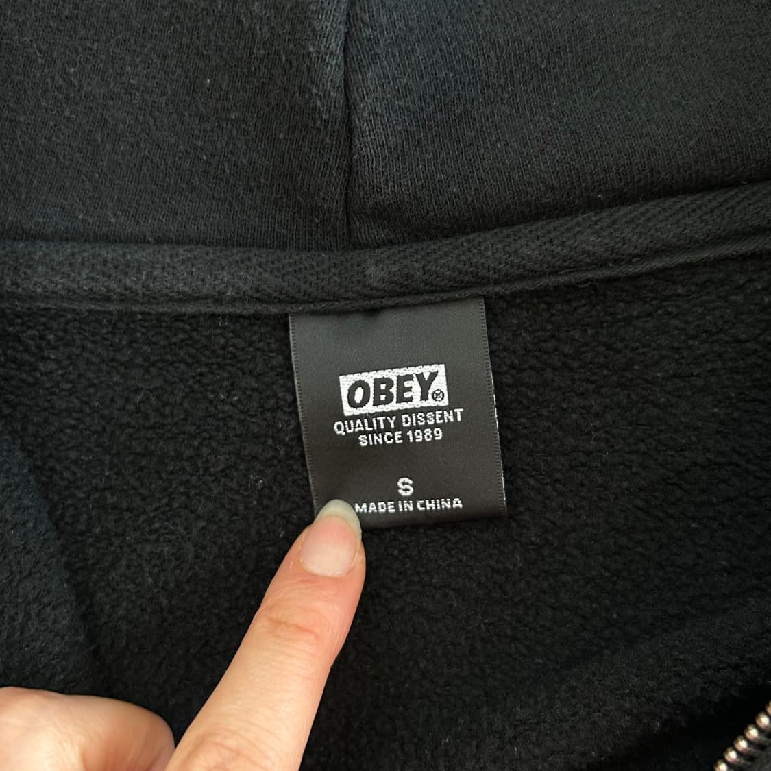 Obey 오베이 백 로고 블랙 후드집업 상품이미지6