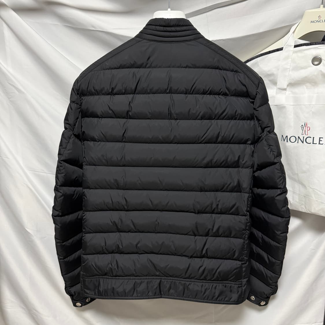 [S+급/3] 몽클레어 아미오 경량패딩 자켓 블랙 풀구성 상품이미지4