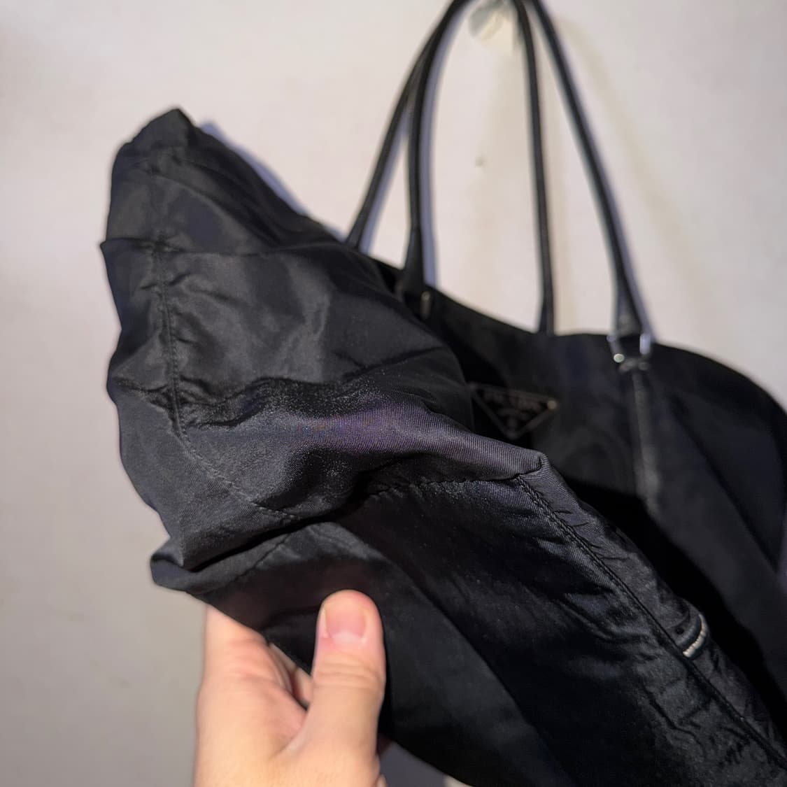 프라다 포코노 나일론 빅삼각로고 숄더&토트백 상품이미지9