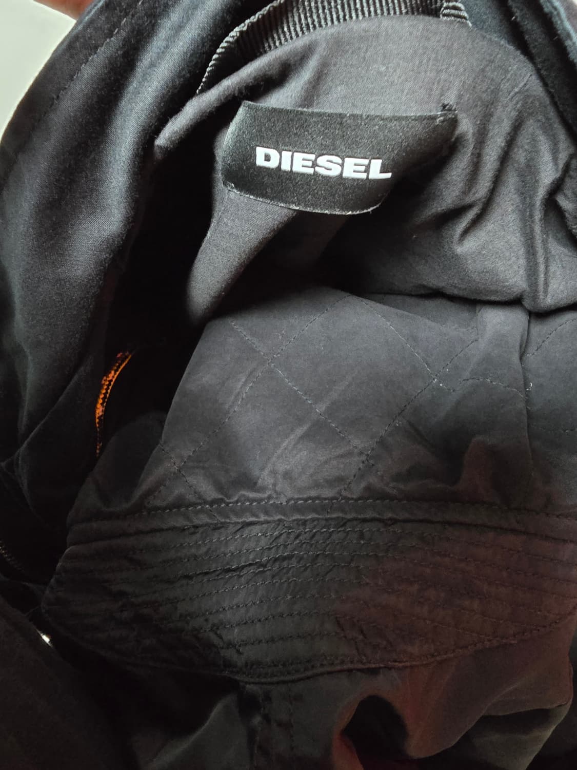 디젤 크롭 퍼 후드 숏패딩 상품이미지8