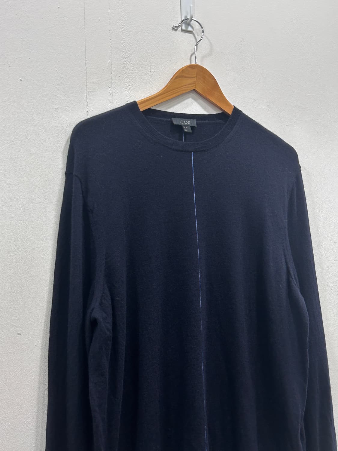 코스 COS 얇은 울 100% 니트 남성 XL 네이비 상품이미지2