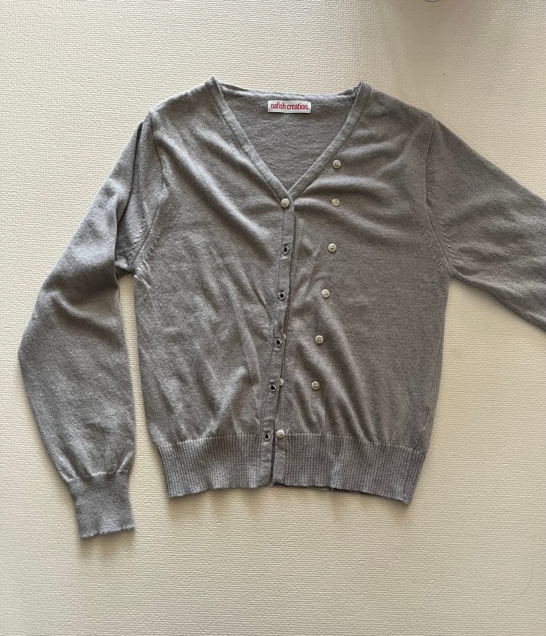 oafish 오피쉬 언발란스 투웨이 버튼 가디건 , 그레이 상품이미지3