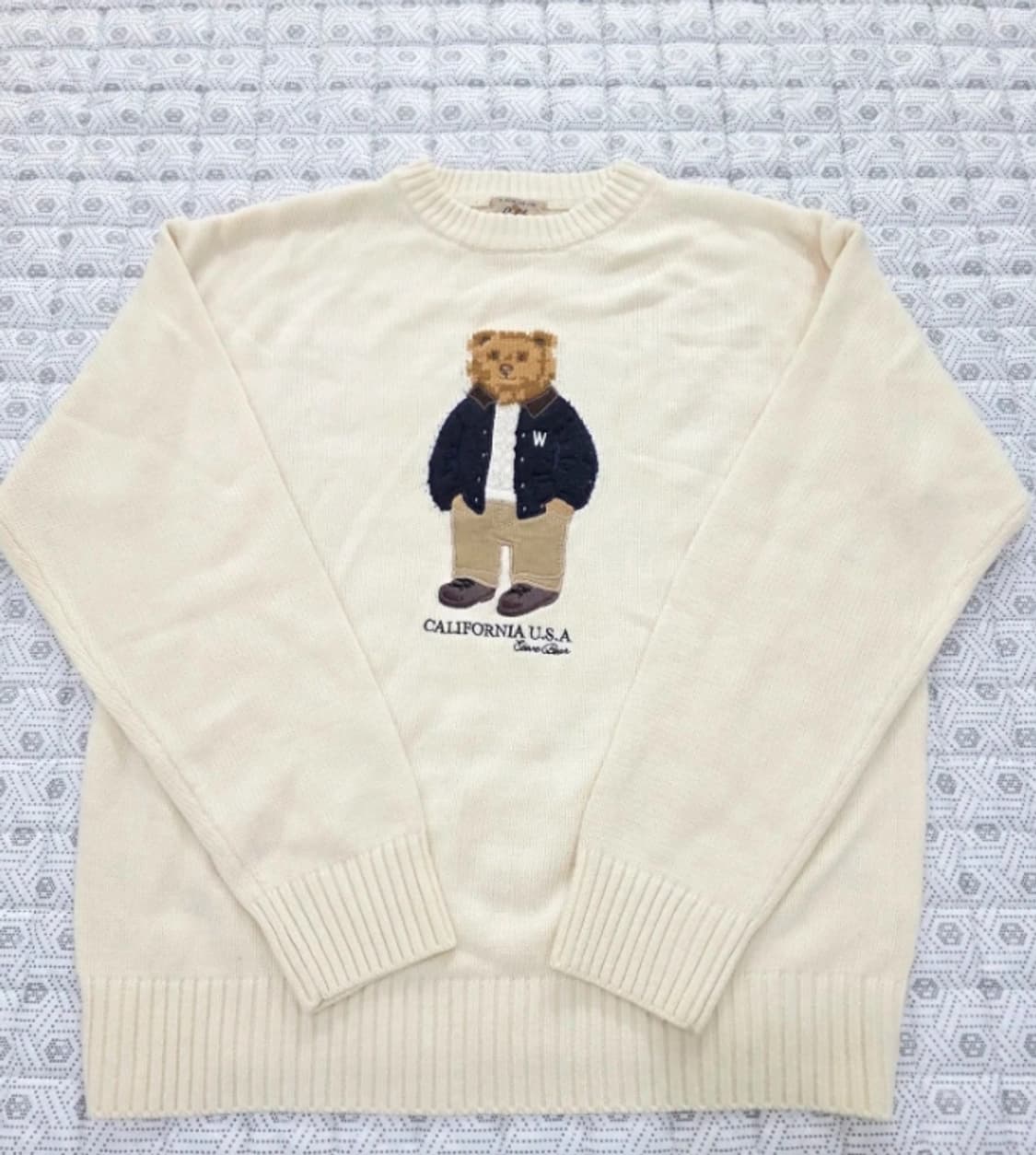 골든베어 곰돌이 오버핏 니트 아이보리 95 상품이미지2