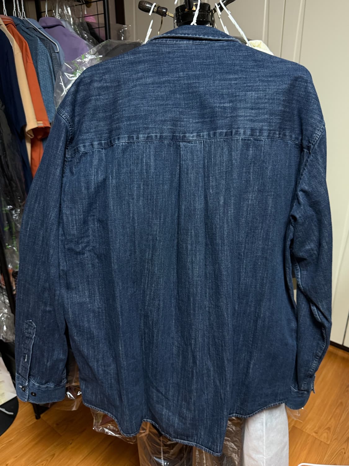 엘무드 - 타임리스 데님 셔츠 (인디고/44) *새상품* 상품이미지2