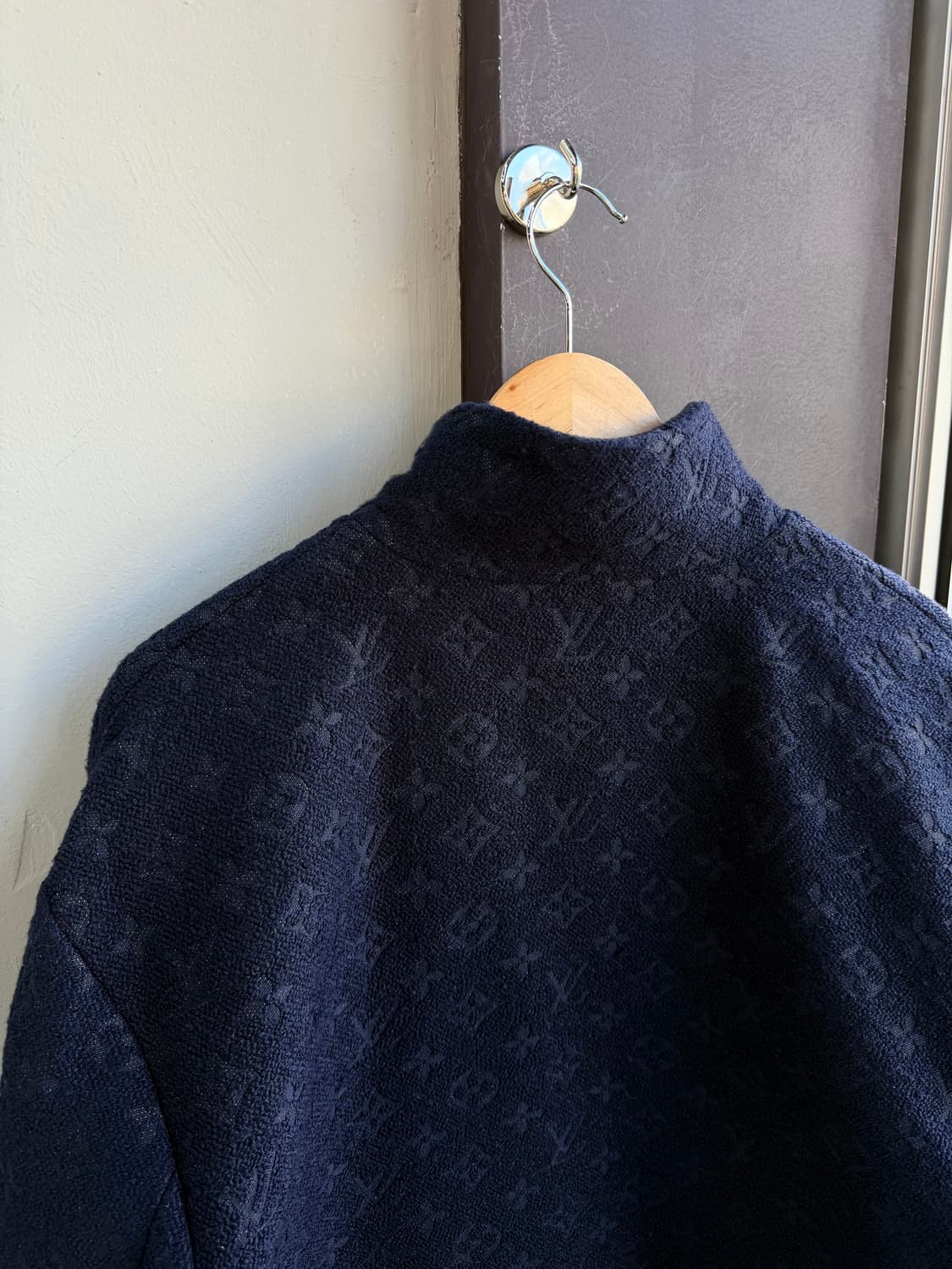 48/ 루이비통 23FW 모노그램 부클레 블루종 자켓 상품이미지9