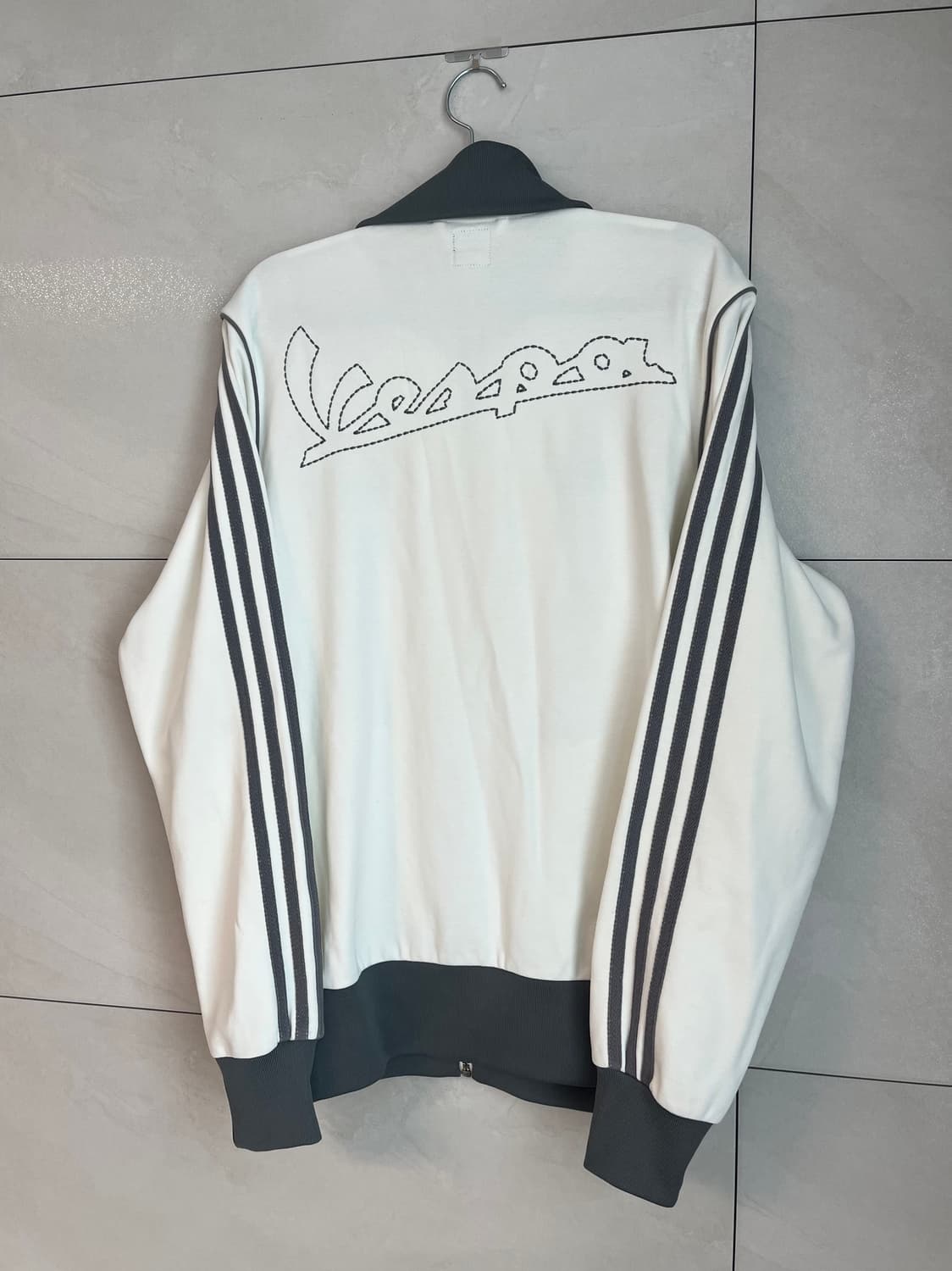 아디다스X베스파 파이어버드 오트밀 차콜 져지 [100] 상품이미지4