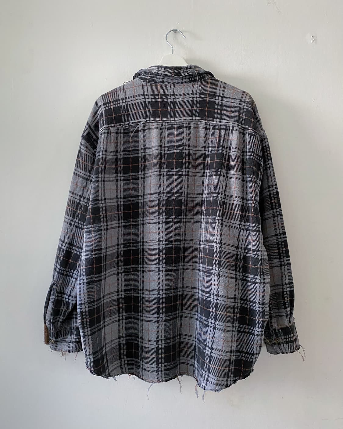 90s 빈티지 디스트로이드 체크 플란넬 셔츠 상품이미지2