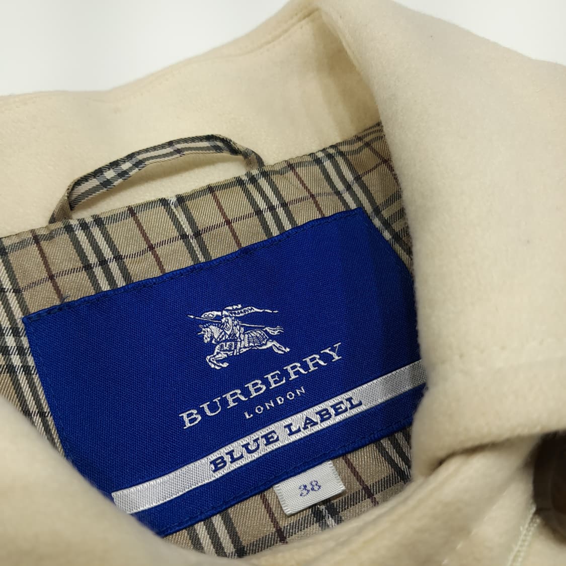 CN880W M 버버리 블루라벨 아이보리 울 코트 상품이미지4