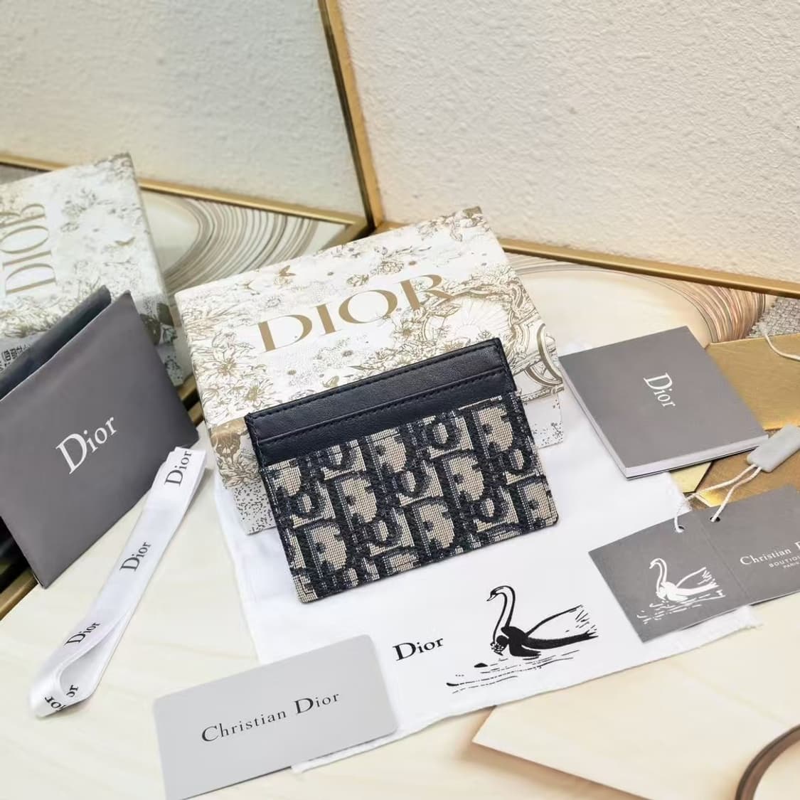 디올 30 몽테인 5 슬롯 카드 홀더 블루 디올 오블리크 자카드 상품이미지2