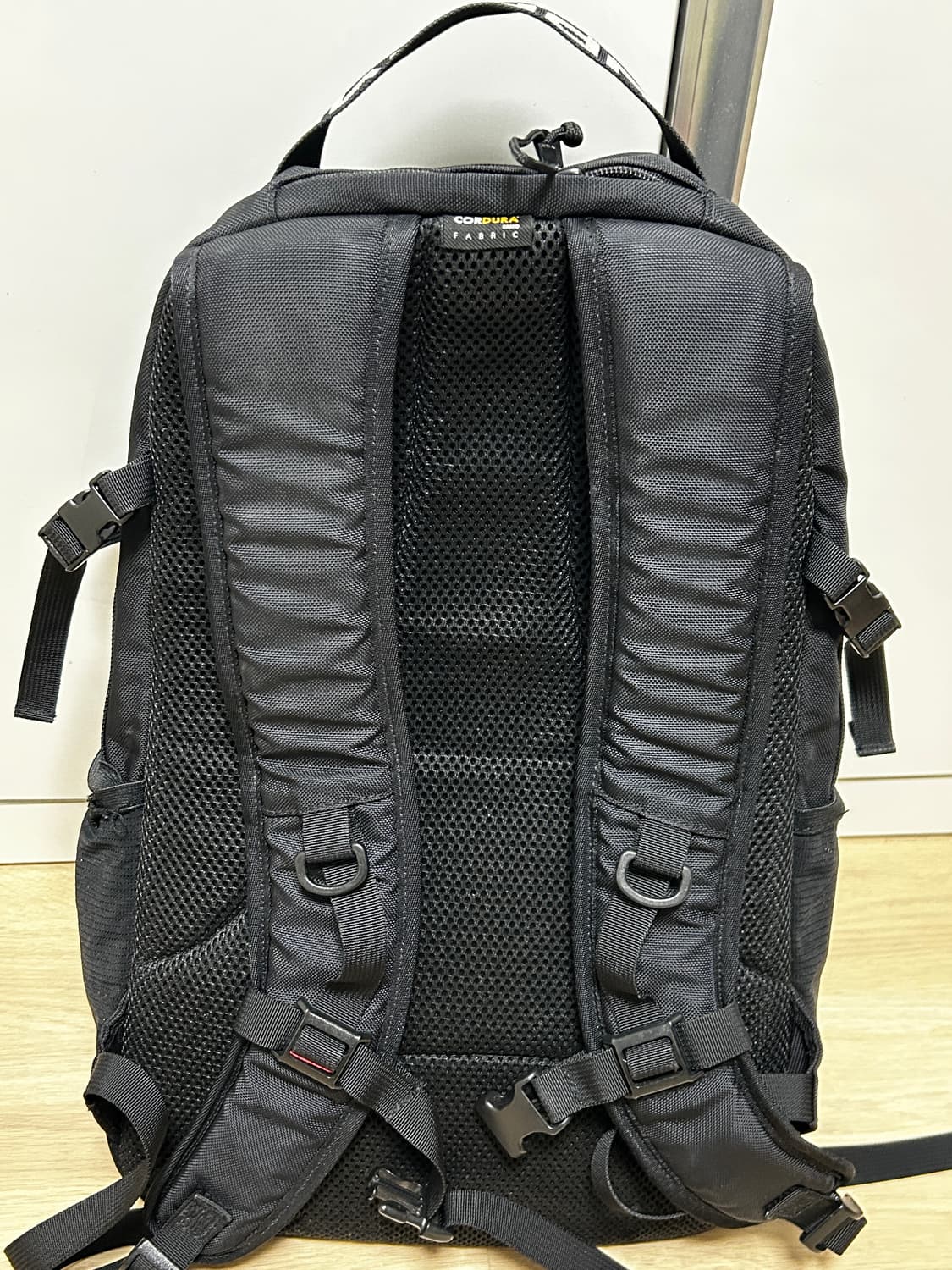 슈프림 18ss 백팩 상품이미지5