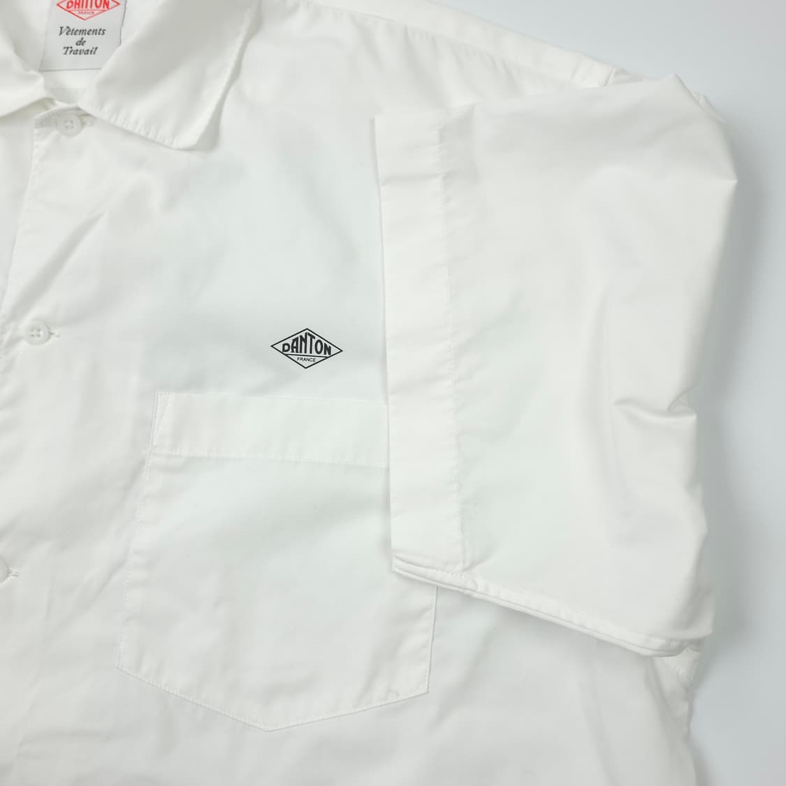 단톤 백로고 폴리 반팔셔츠 화이트 ( 42(L-XL) ) 상품이미지3