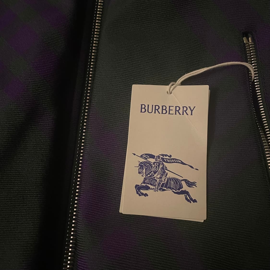 버버리 리버시블 봄버 상품이미지4