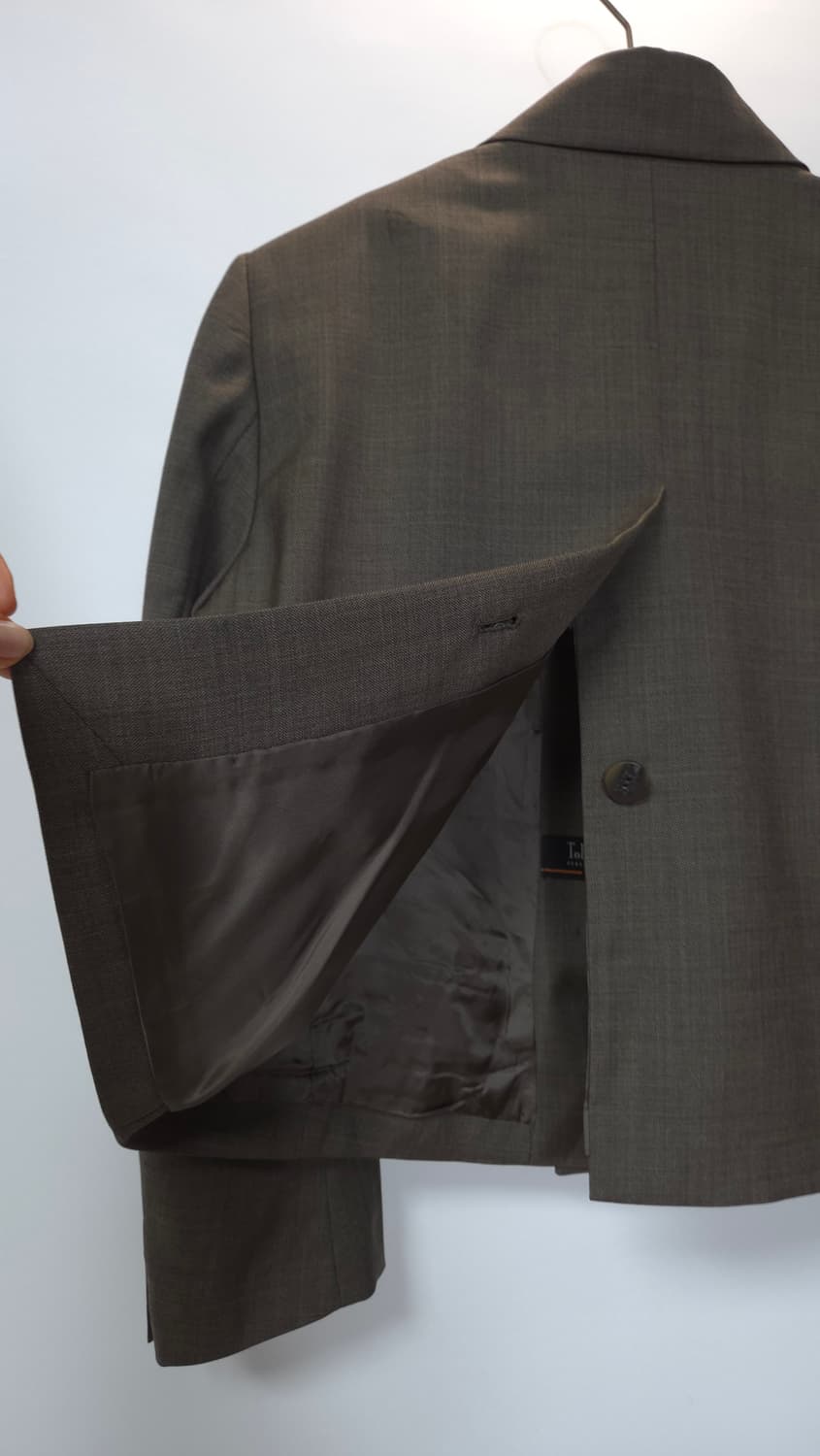 한섬 타임 2022 이태리 톨레뇨 백슬릿 더블 크롭 자켓 F 사이즈 상품이미지7